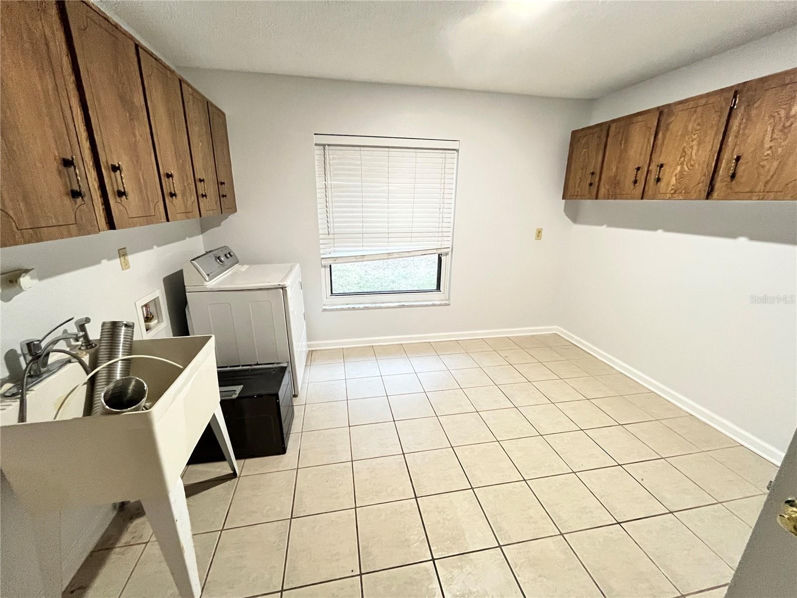 Image 52 of 53 For 6 Robinwood Drive