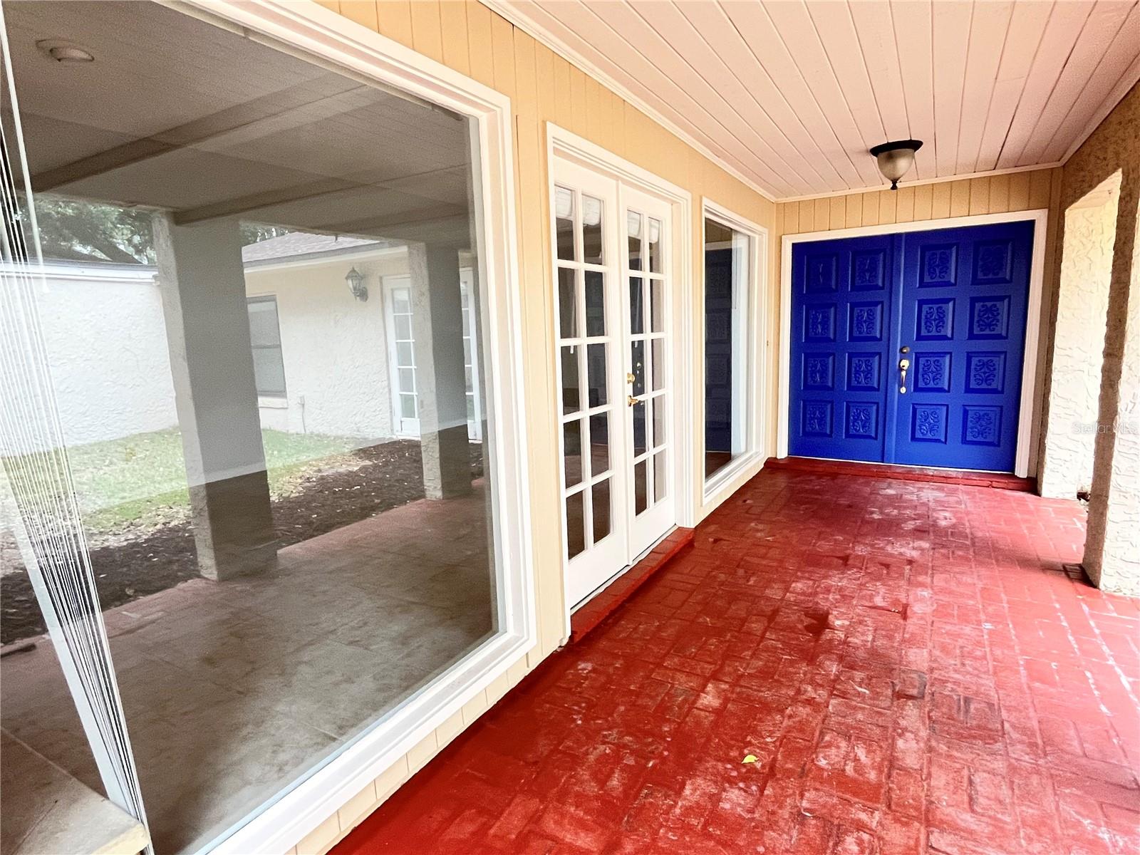 Image 6 of 53 For 6 Robinwood Drive