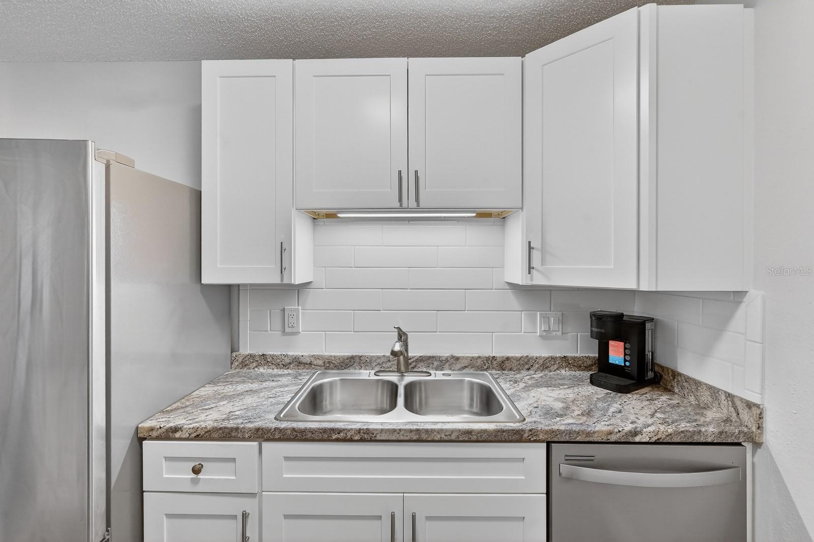 Image 13 of 44 For 1600 Big Tree Road H5