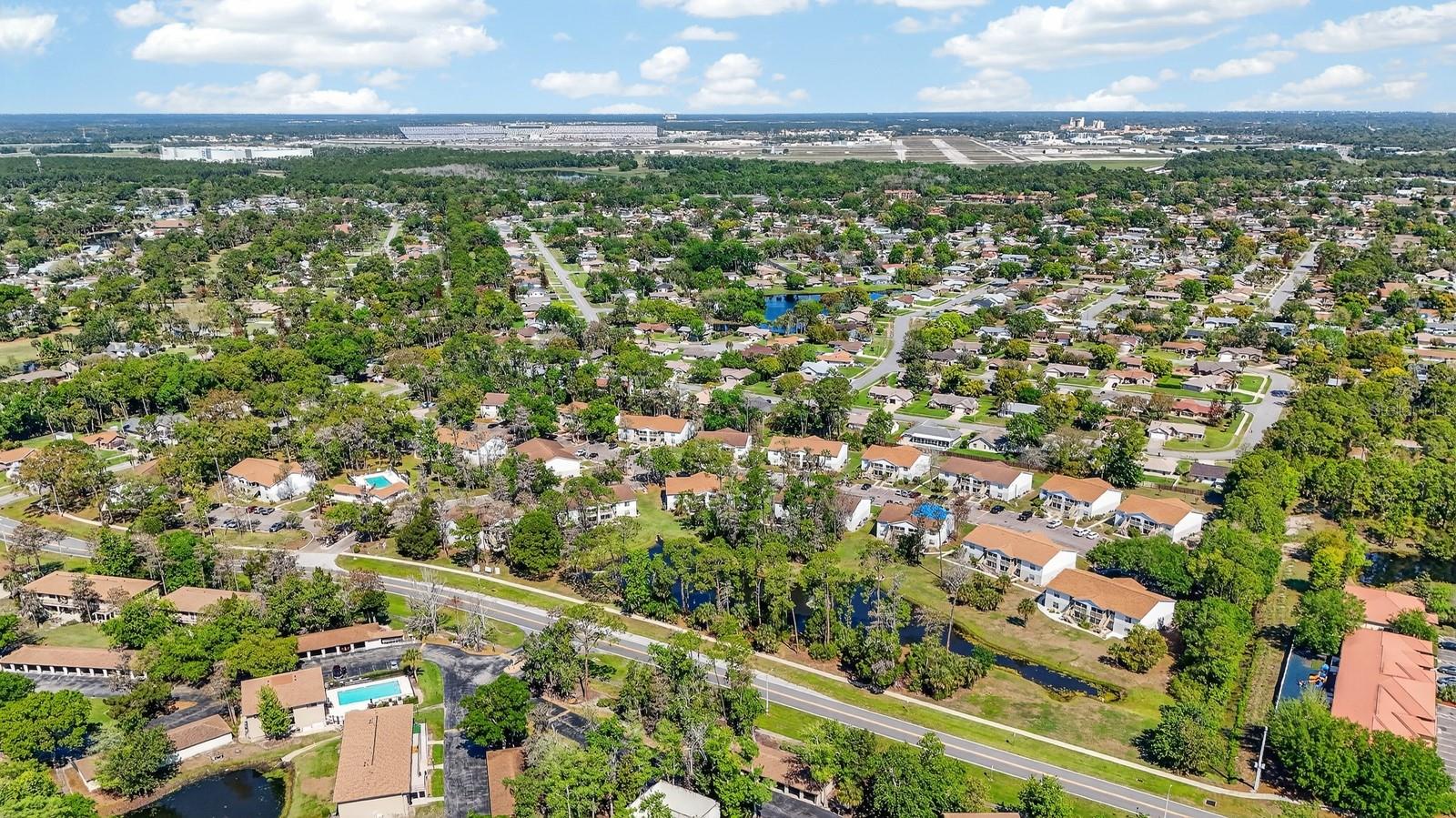 Image 40 of 44 For 1600 Big Tree Road H5