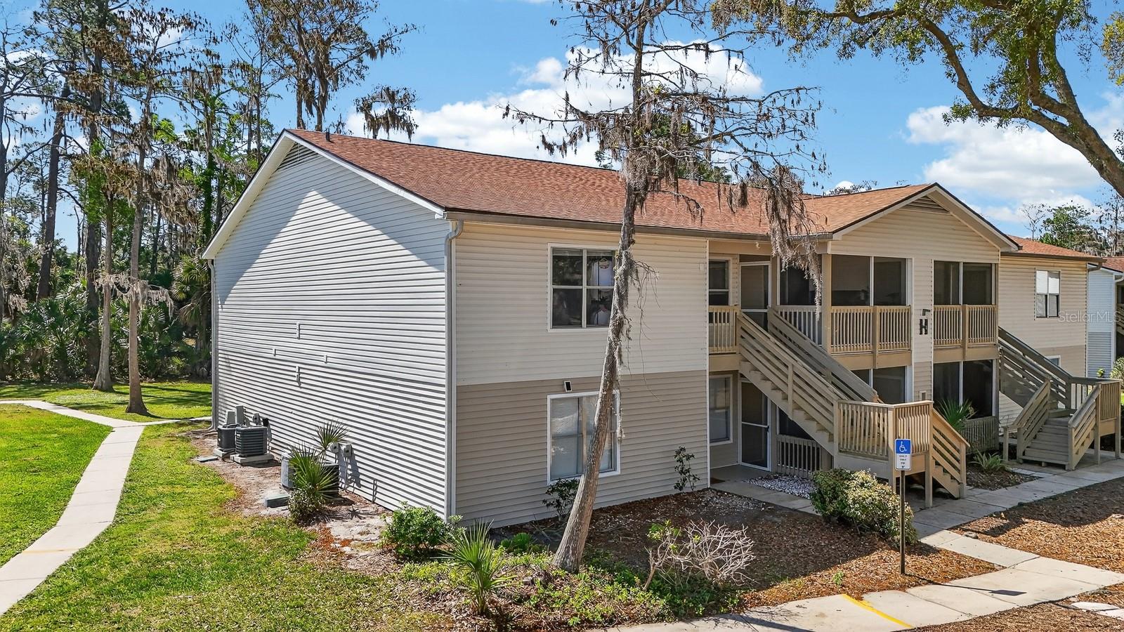 Image 43 of 44 For 1600 Big Tree Road H5