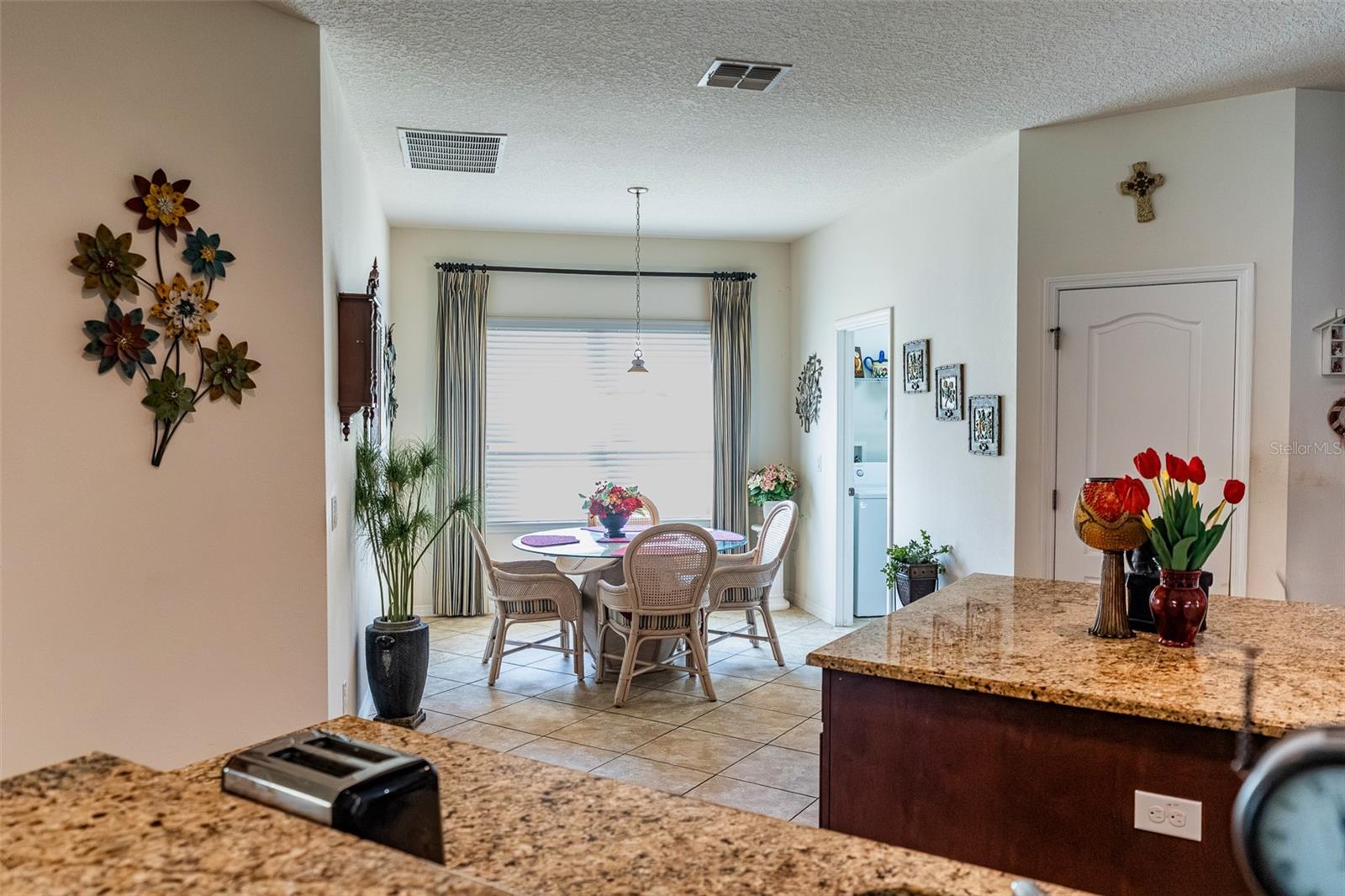 Image 11 of 21 For 1517 Blue Grass Boulevard