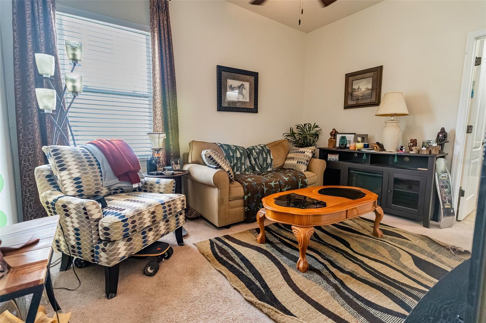 Image 16 of 21 For 1517 Blue Grass Boulevard