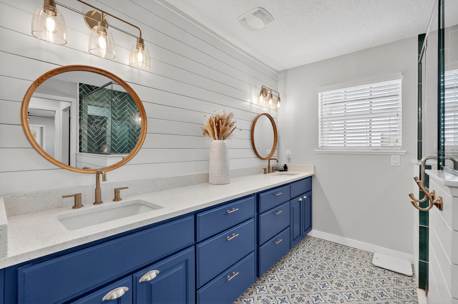 Image 27 of 73 For 1523 Lakeside Drive