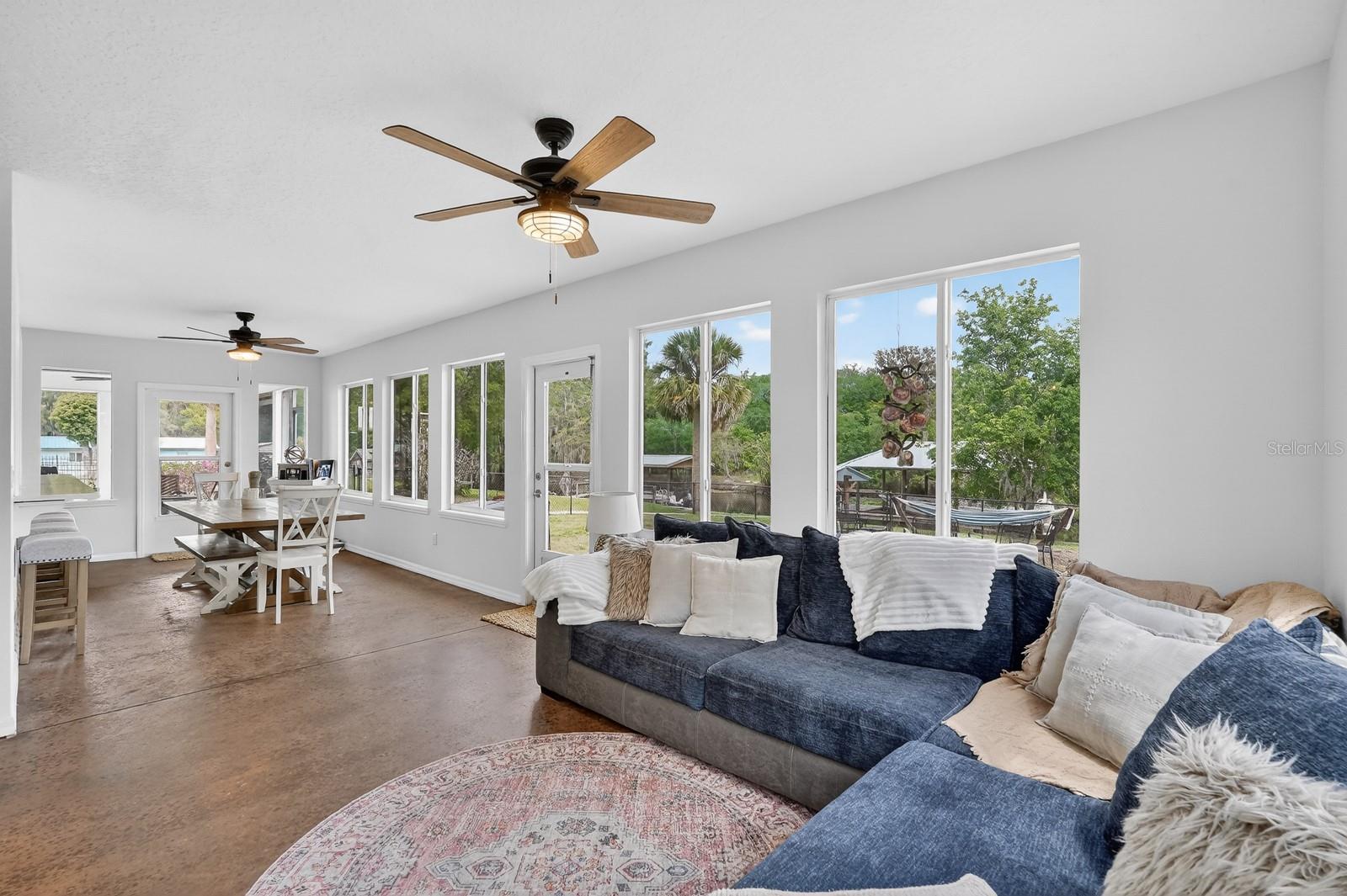 Image 31 of 73 For 1523 Lakeside Drive