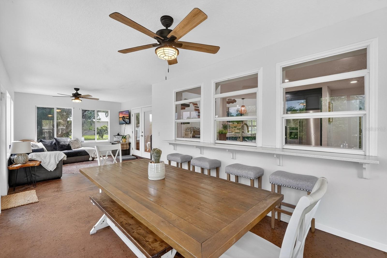 Image 32 of 73 For 1523 Lakeside Drive