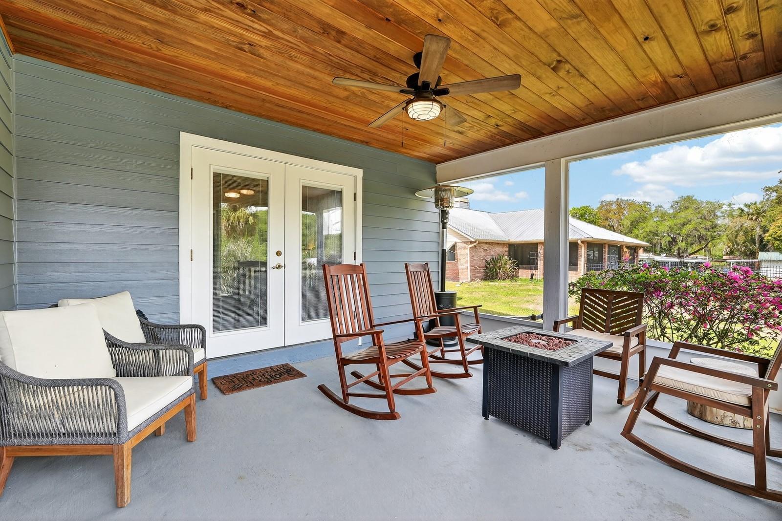 Image 44 of 73 For 1523 Lakeside Drive