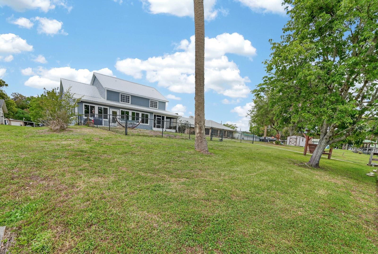 Image 52 of 73 For 1523 Lakeside Drive