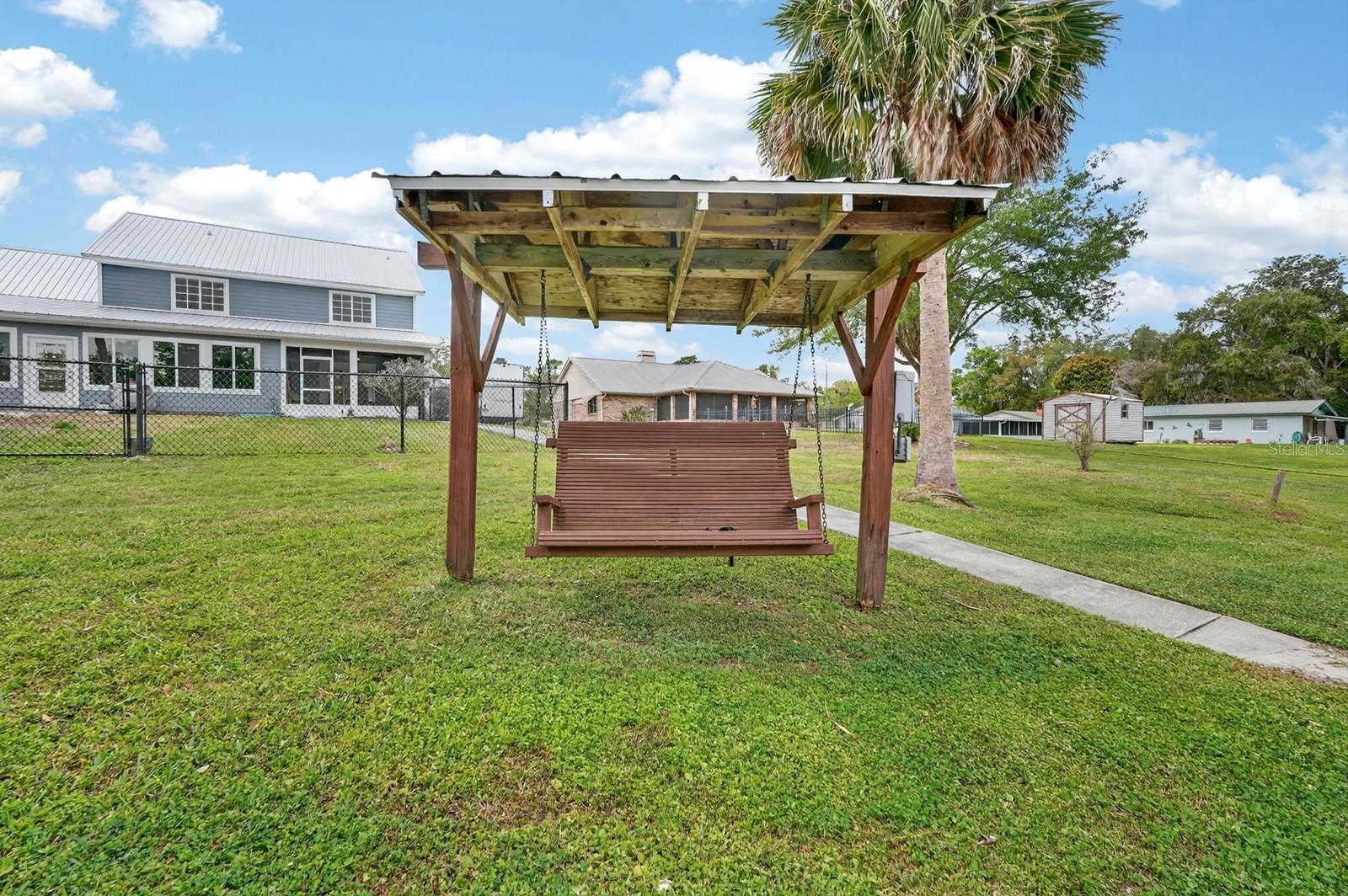 Image 54 of 73 For 1523 Lakeside Drive