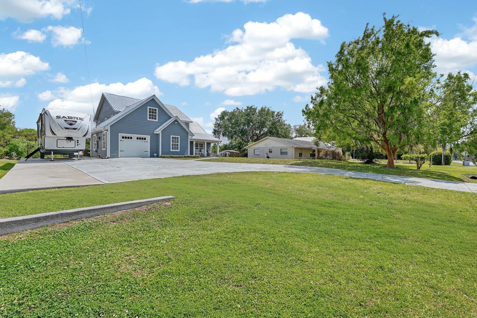 Image 64 of 73 For 1523 Lakeside Drive