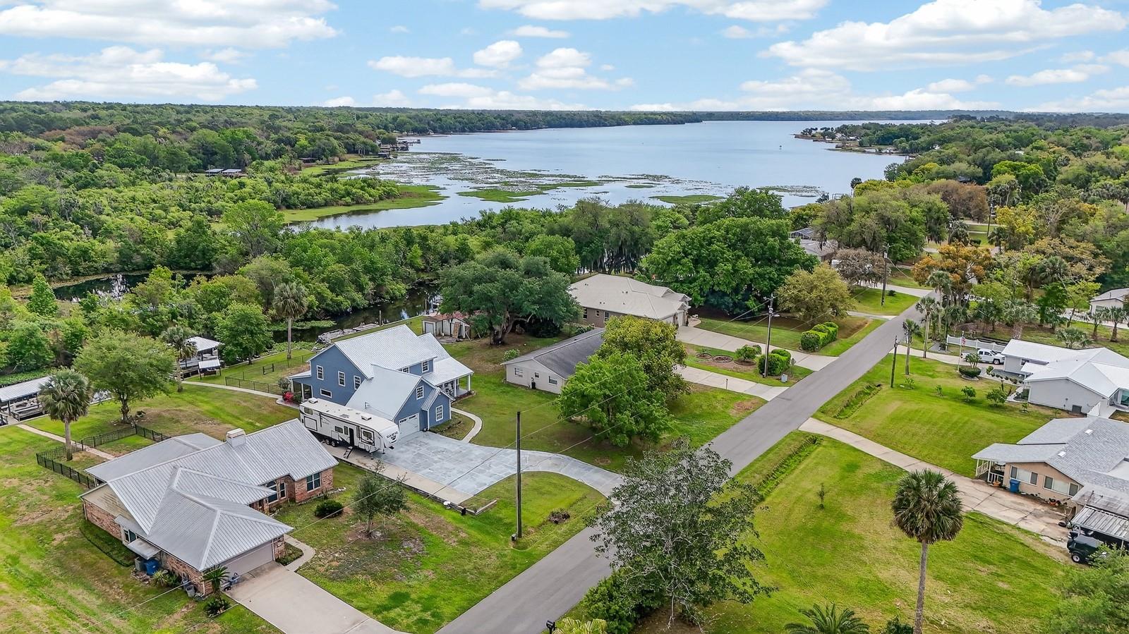 Image 65 of 73 For 1523 Lakeside Drive