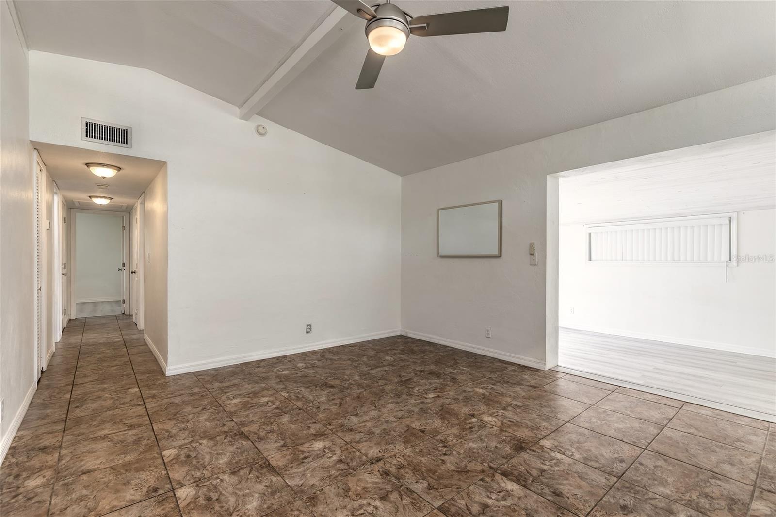 Image 5 of 45 For 304 Fox Place