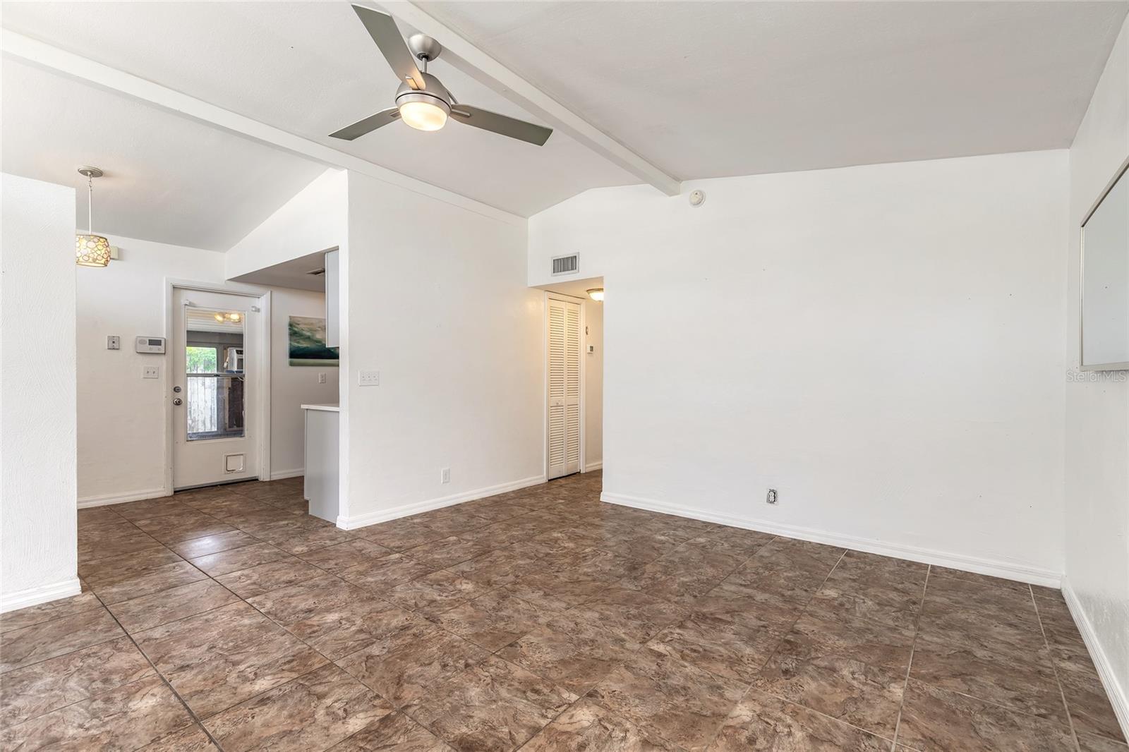 Image 9 of 45 For 304 Fox Place