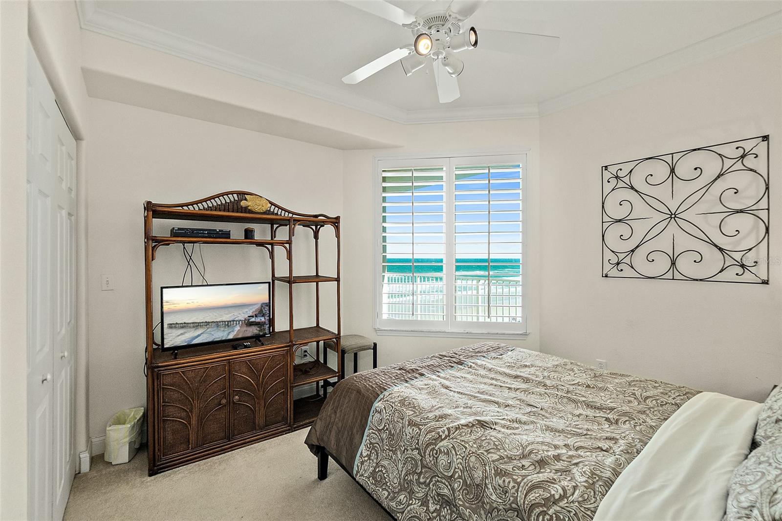 Image 24 of 55 For 3737 Atlantic Avenue 503