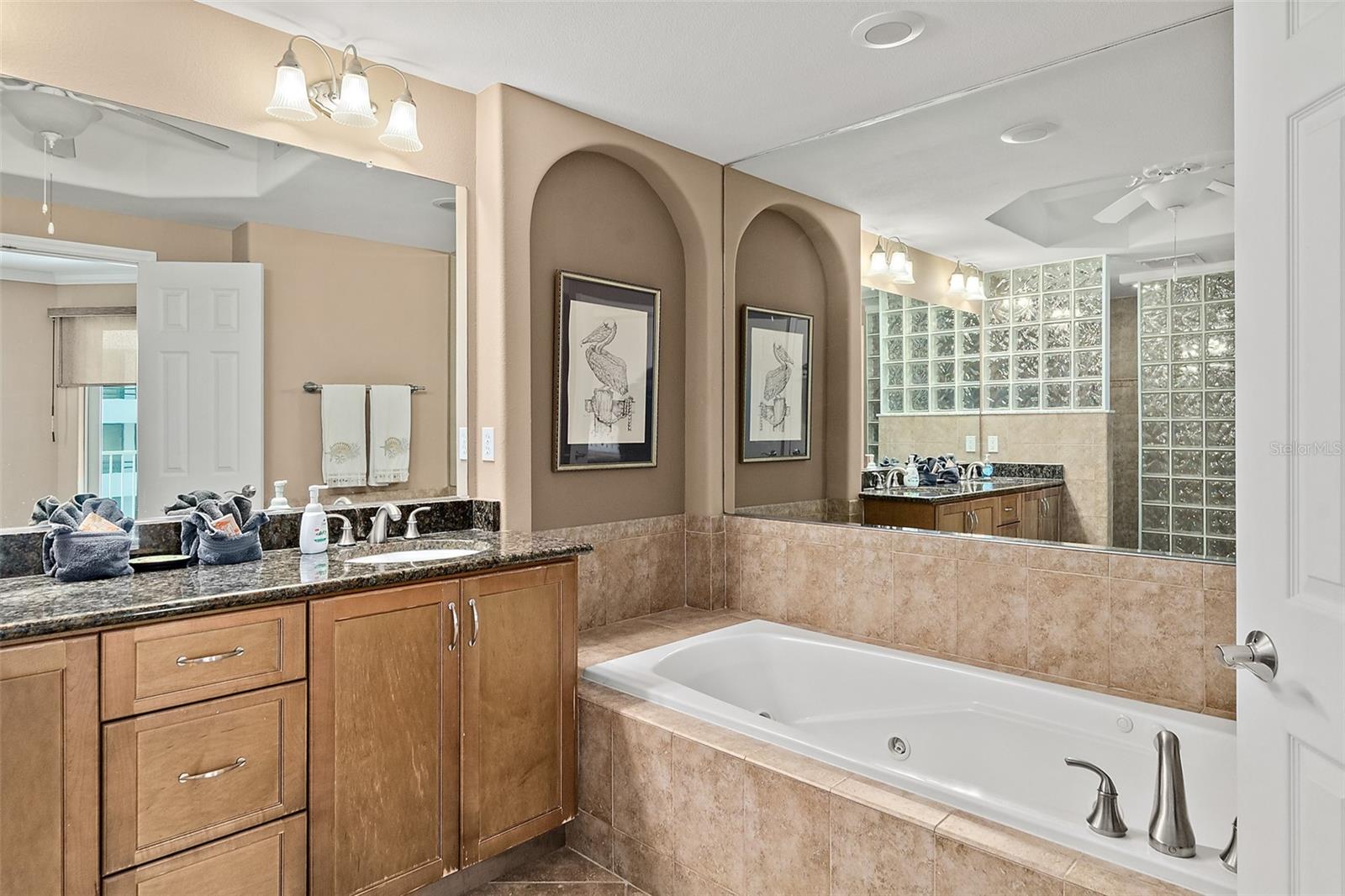 Image 45 of 55 For 3737 Atlantic Avenue 503