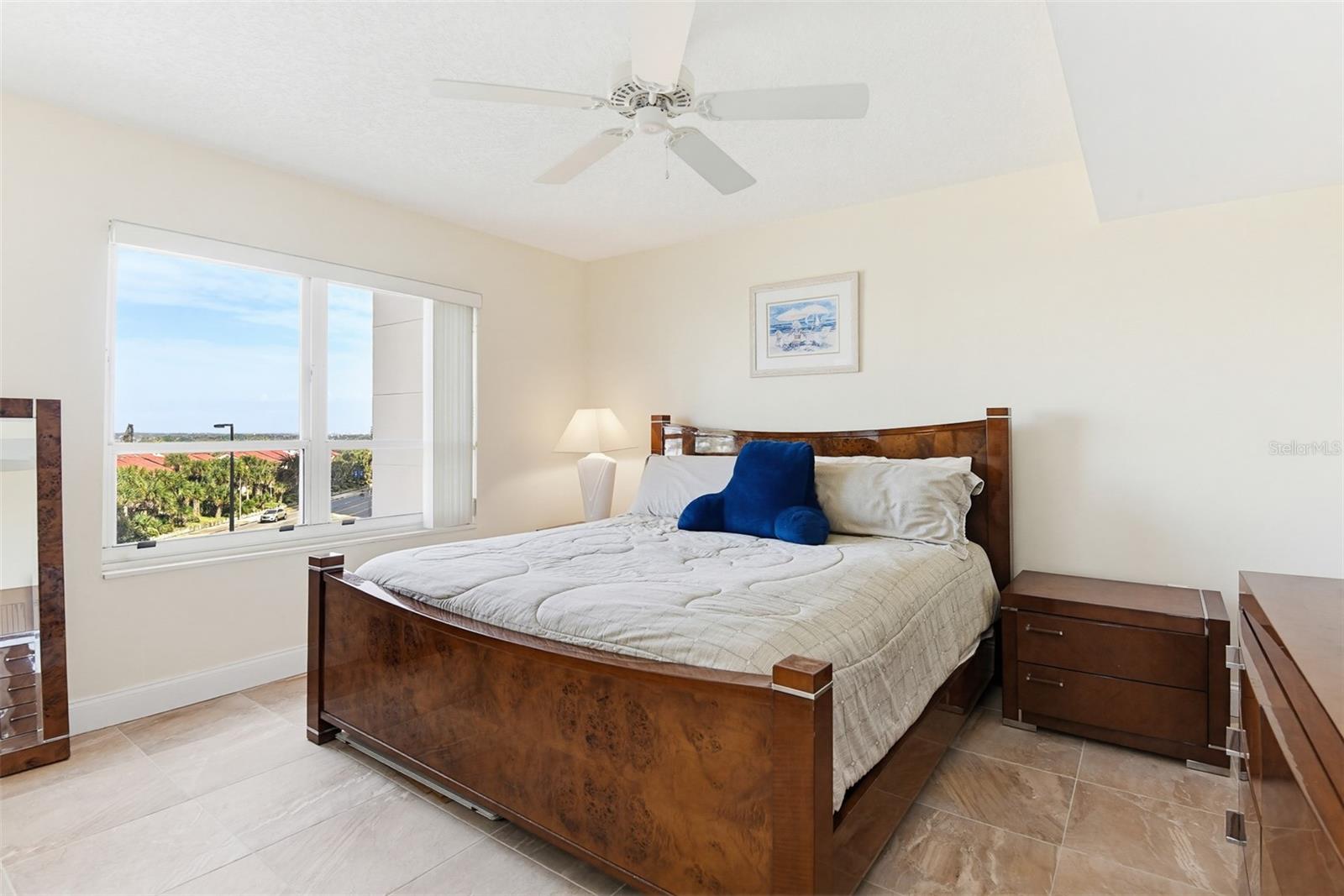 Image 26 of 51 For 2967 Atlantic Avenue 408