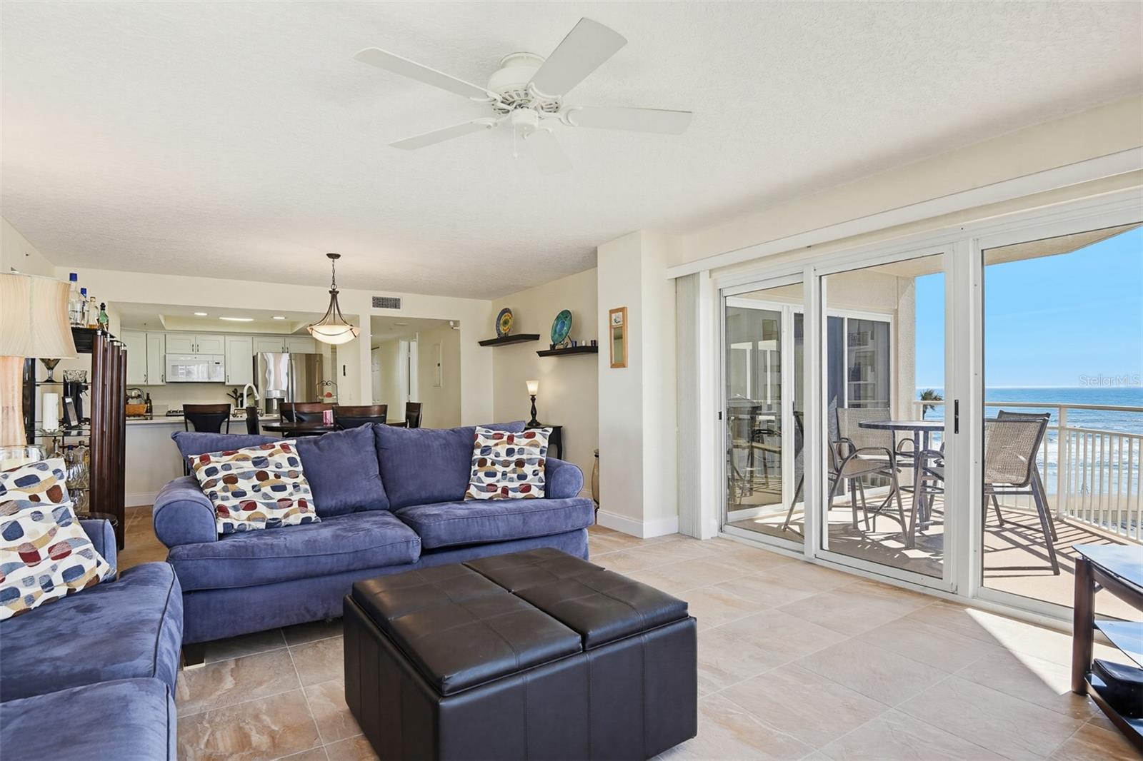 Image 4 of 51 For 2967 Atlantic Avenue 408