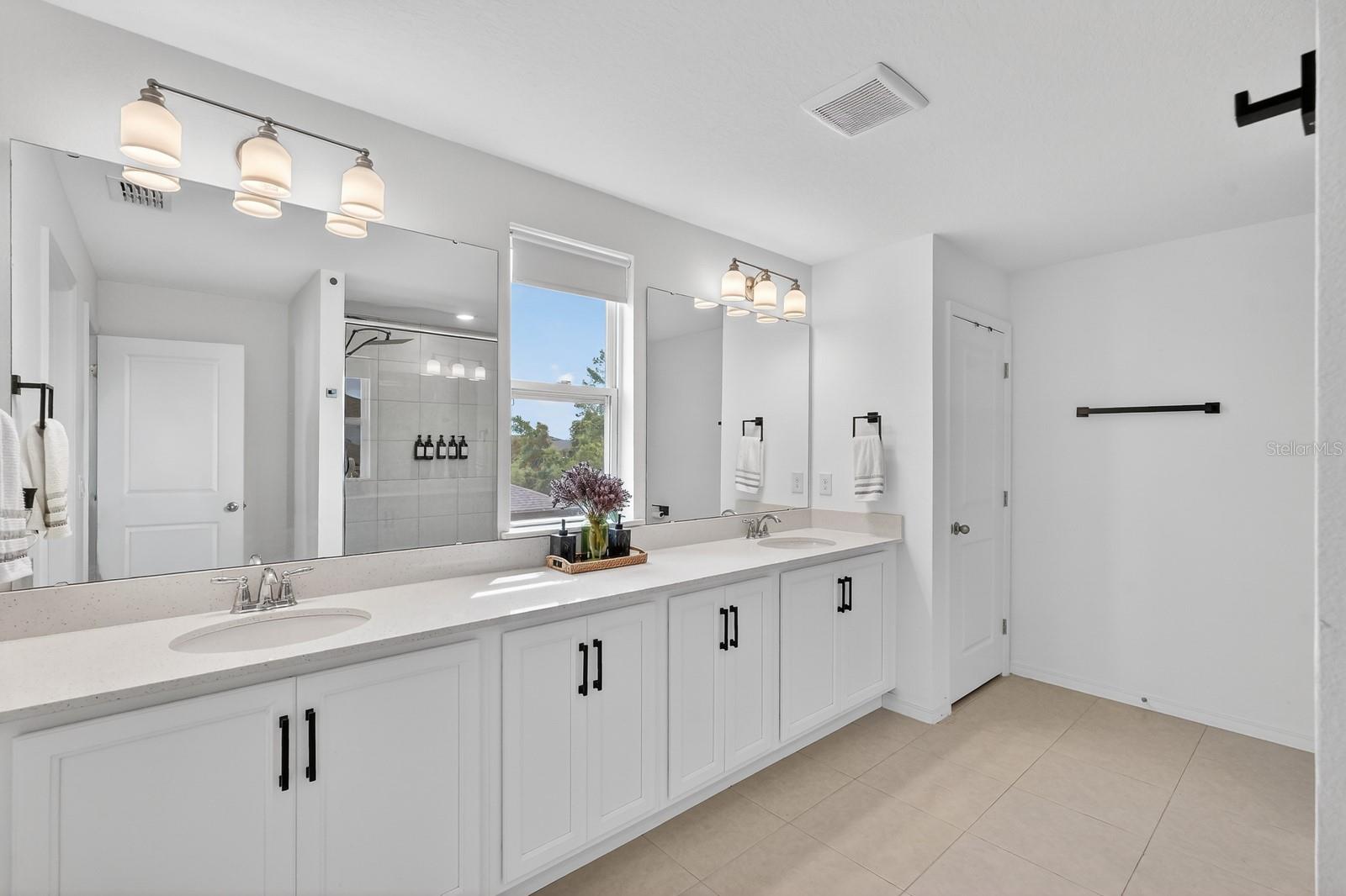 Image 35 of 68 For 1611 Meadowlark Drive