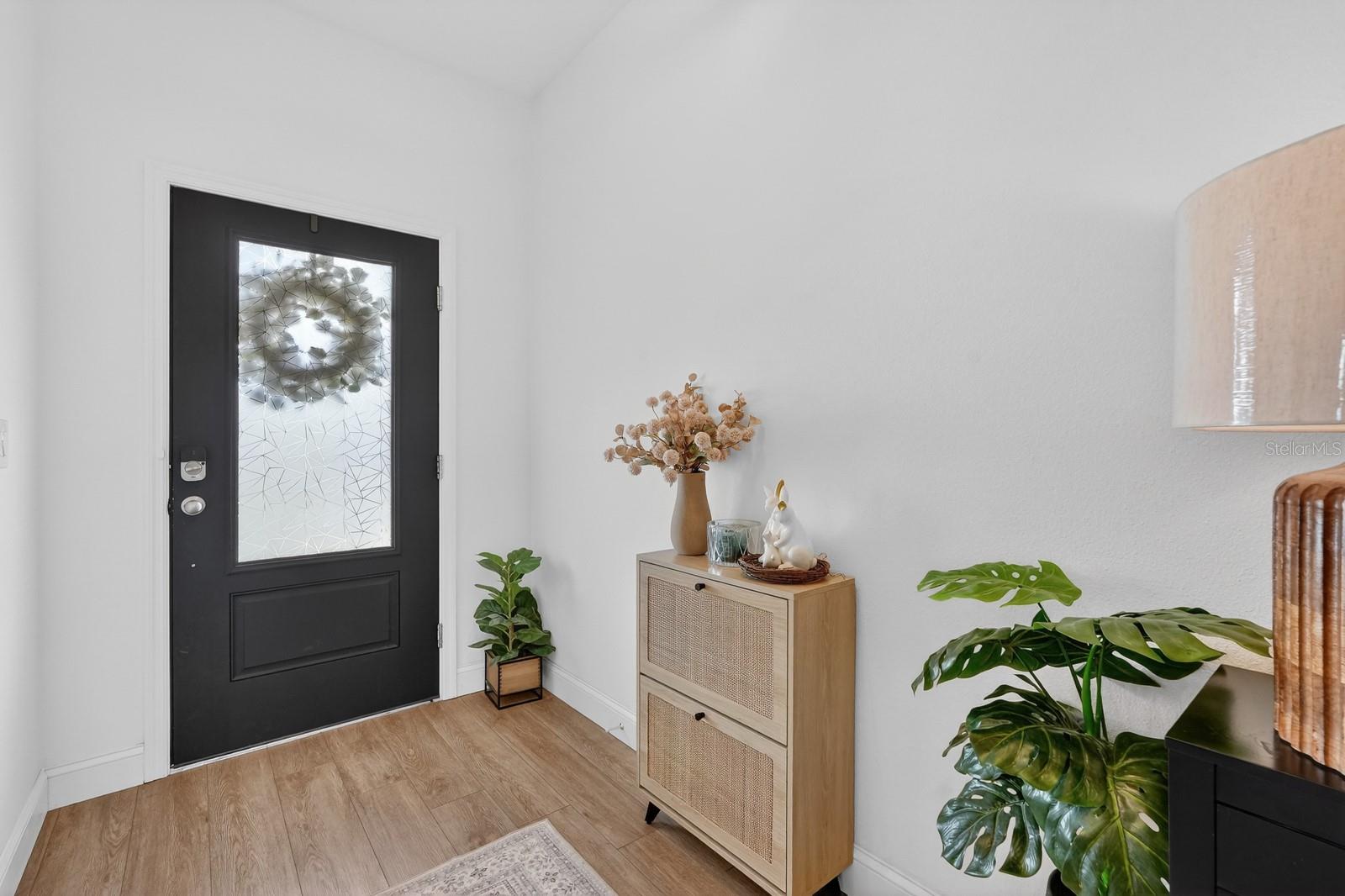 Image 5 of 68 For 1611 Meadowlark Drive