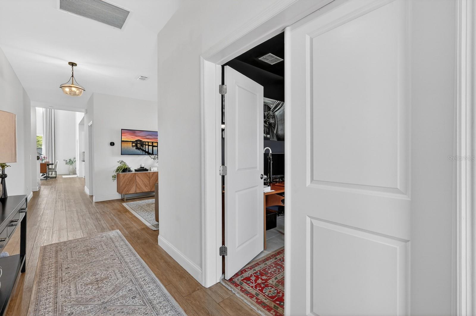 Image 6 of 68 For 1611 Meadowlark Drive