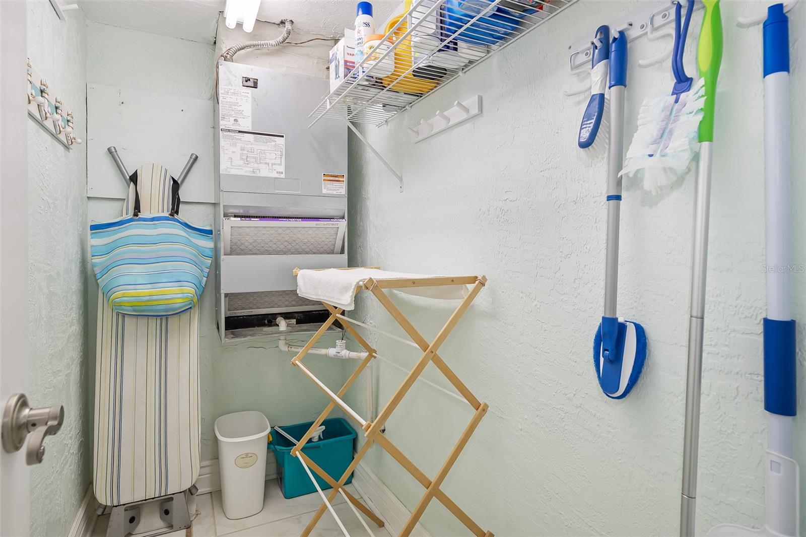 Listing photo id 18 for 1415 Ocean Shore Boulevard K020