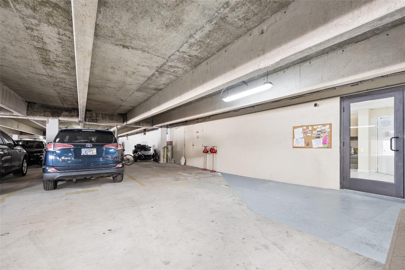 Listing photo id 33 for 1415 Ocean Shore Boulevard K020