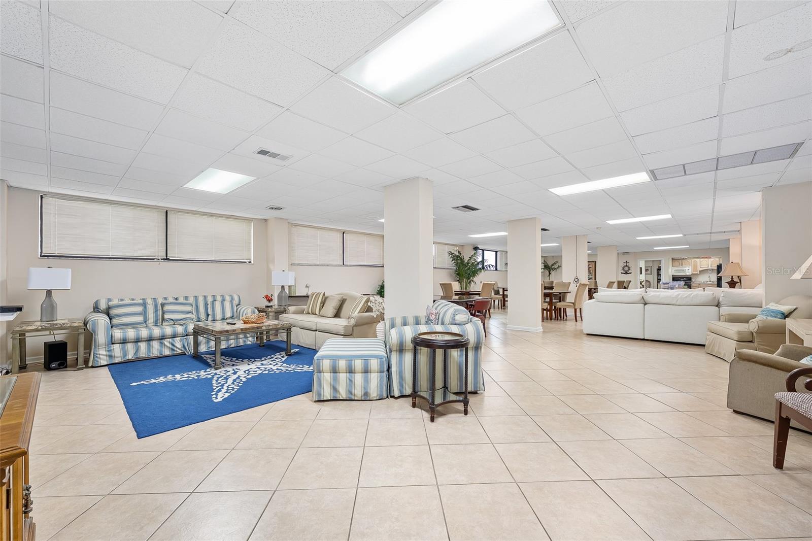 Listing photo id 43 for 1415 Ocean Shore Boulevard K020