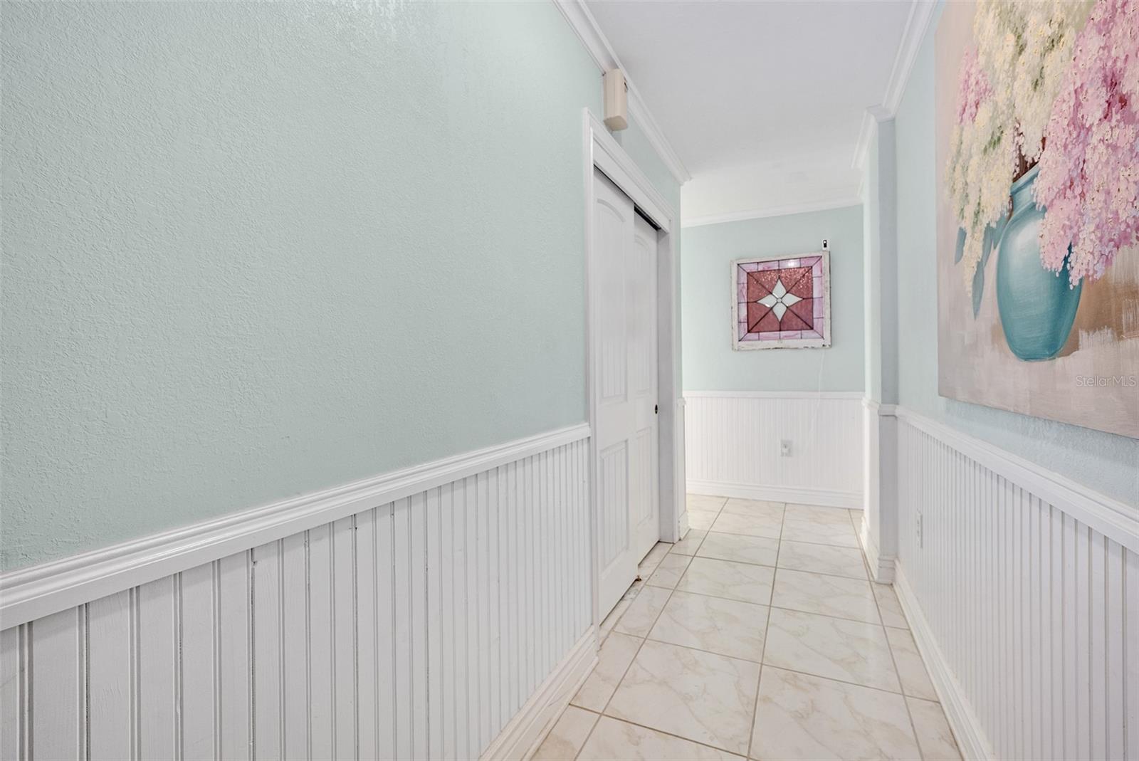 Listing photo id 3 for 1415 Ocean Shore Boulevard K020