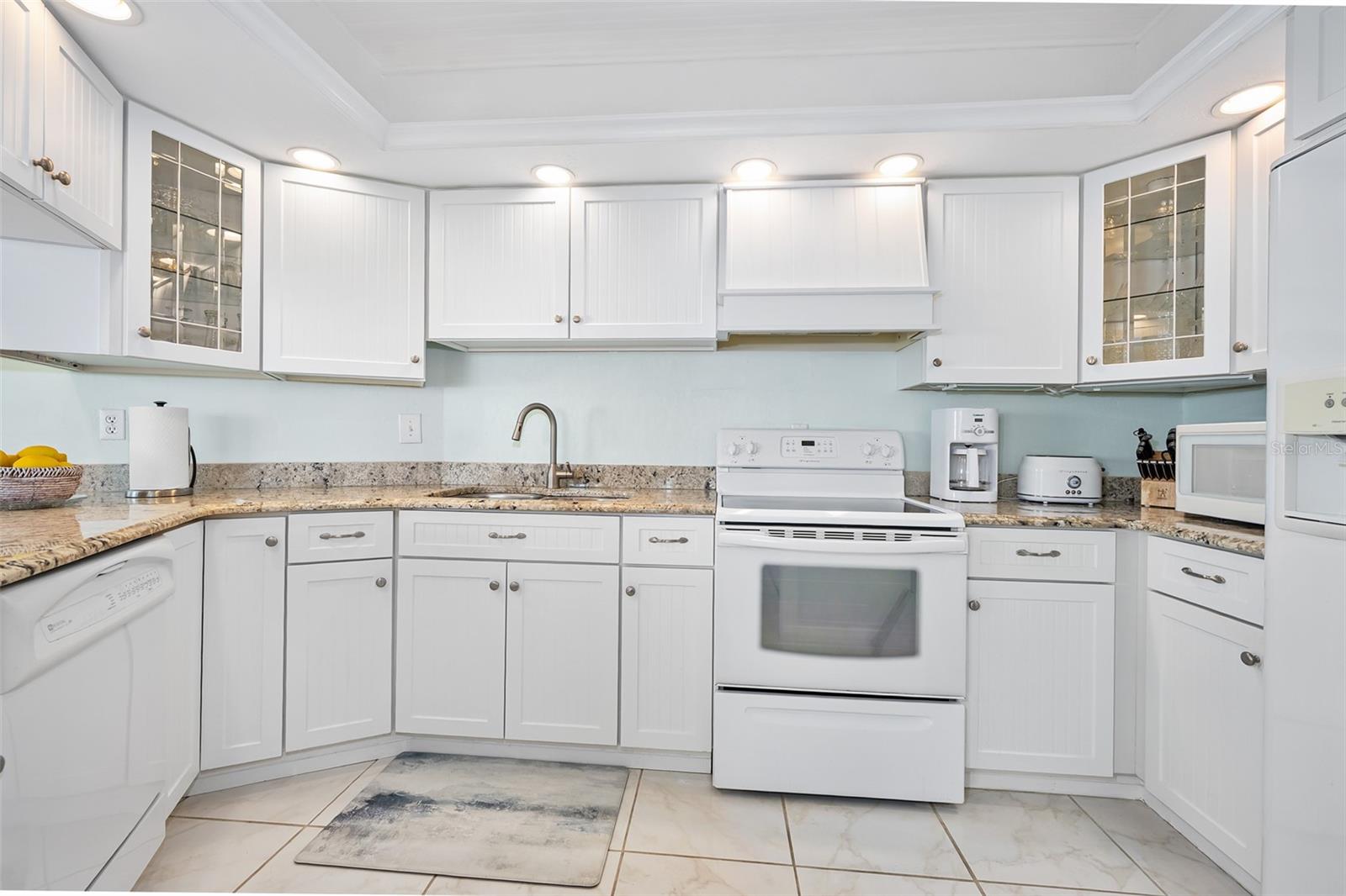 Listing photo id 5 for 1415 Ocean Shore Boulevard K020