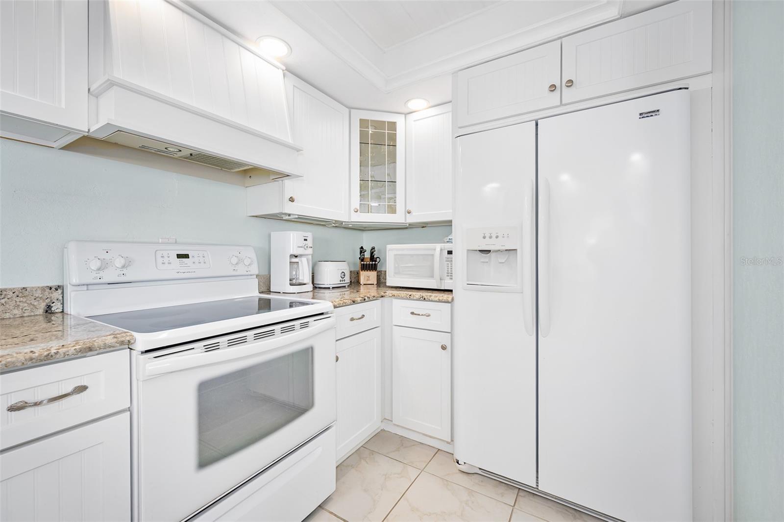 Listing photo id 7 for 1415 Ocean Shore Boulevard K020