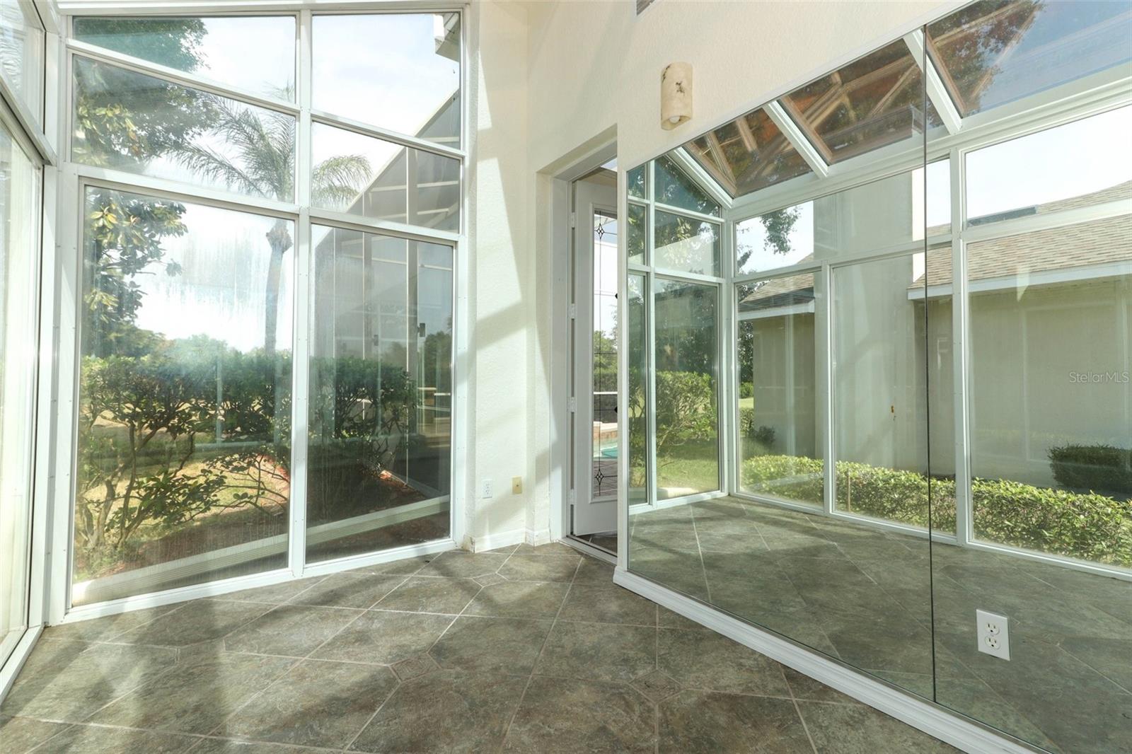 Image 19 of 64 For 340 Hampton Hills Court