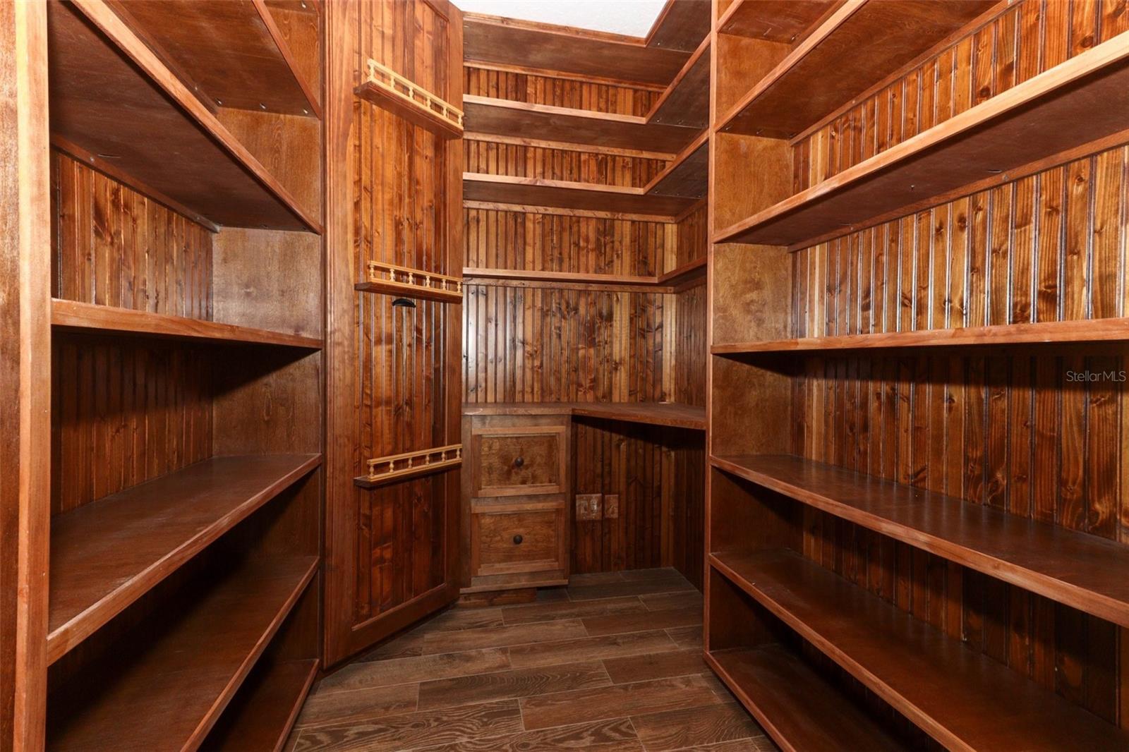 Image 26 of 64 For 340 Hampton Hills Court