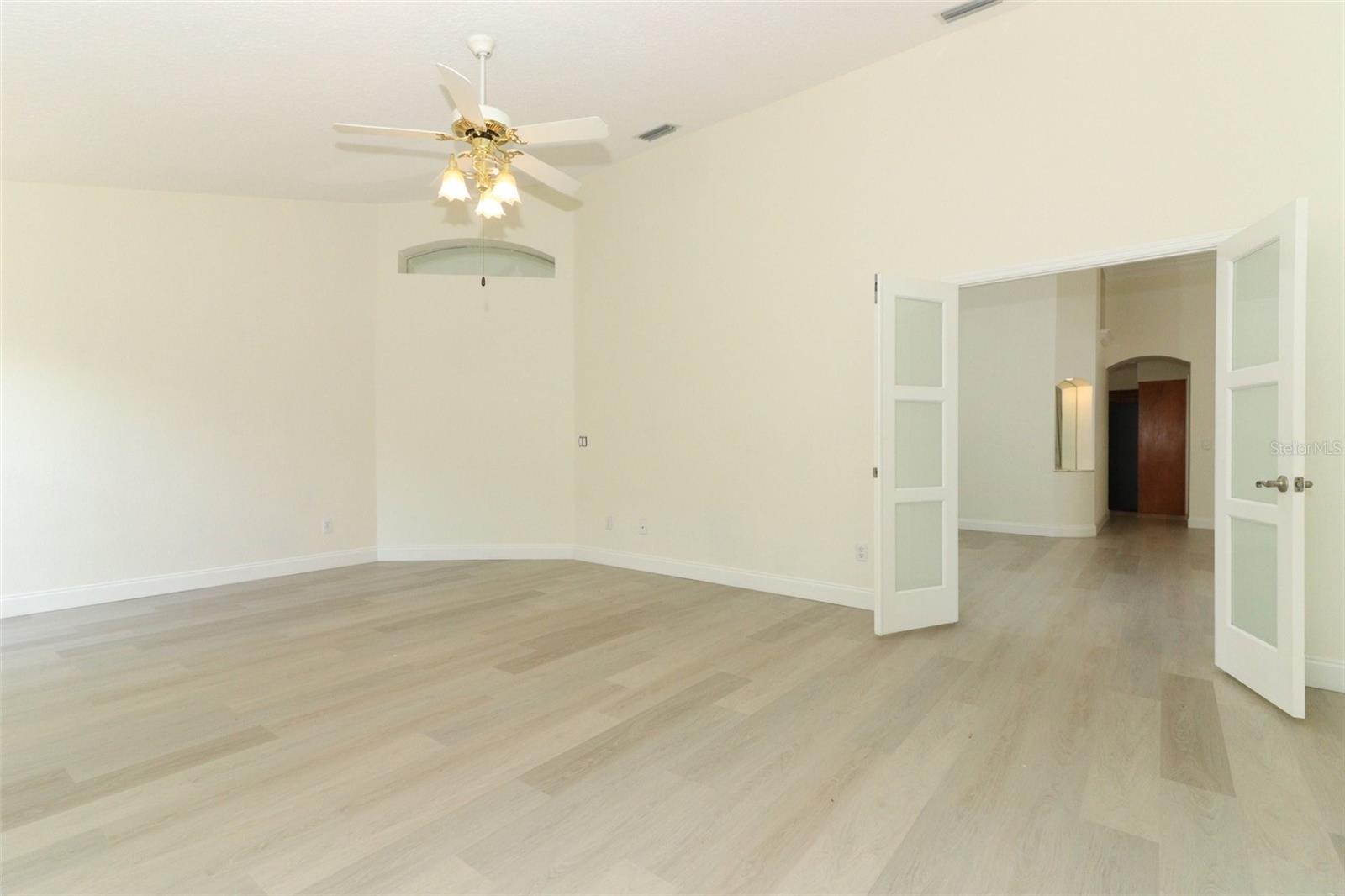 Image 30 of 64 For 340 Hampton Hills Court