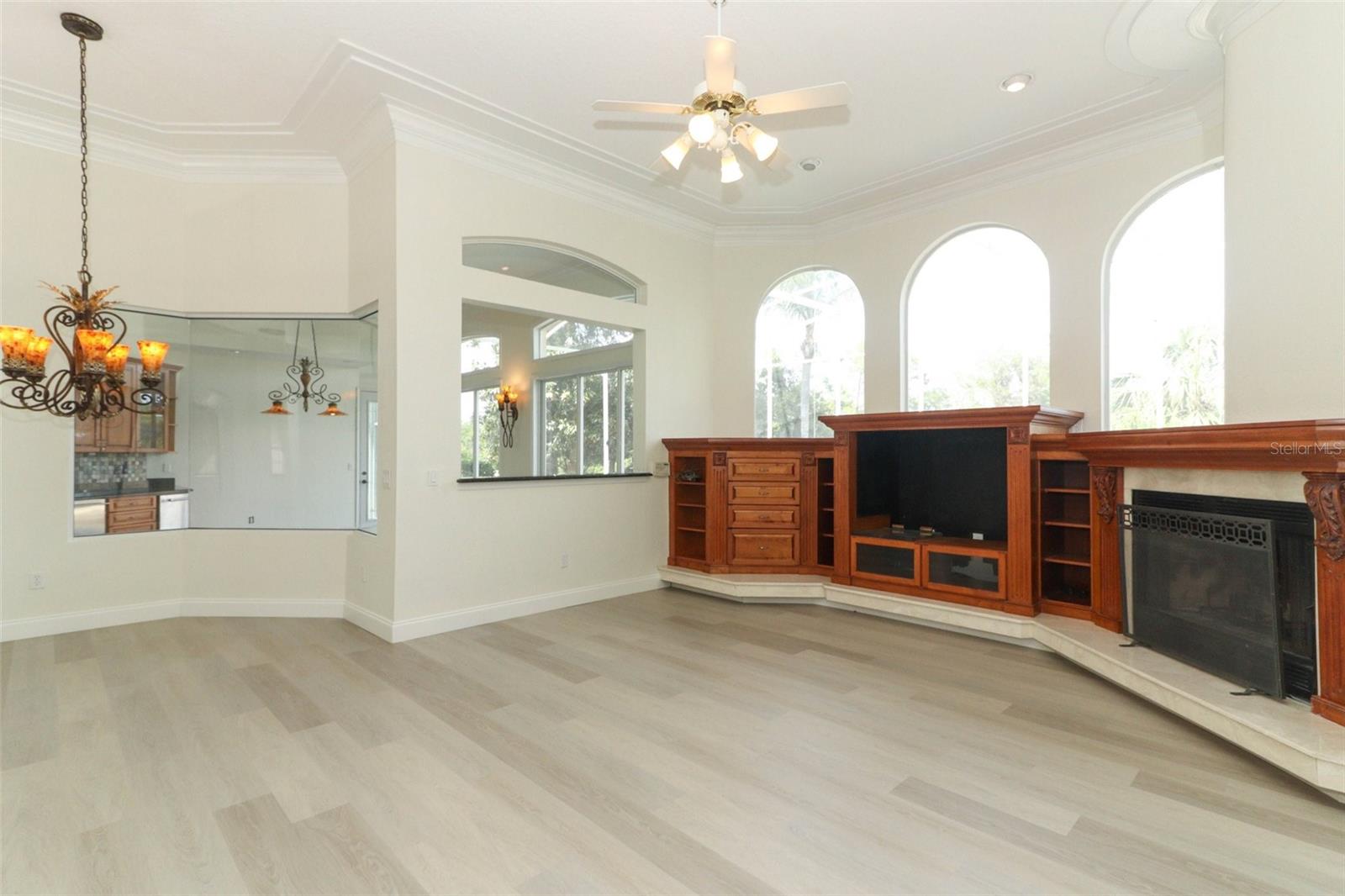 Image 39 of 64 For 340 Hampton Hills Court