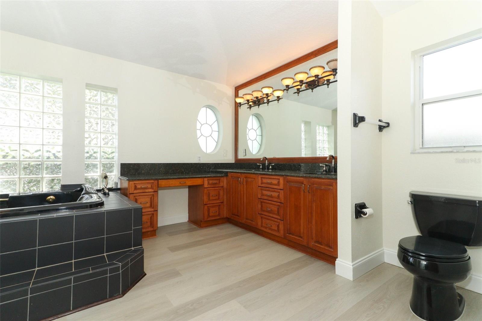 Image 53 of 64 For 340 Hampton Hills Court