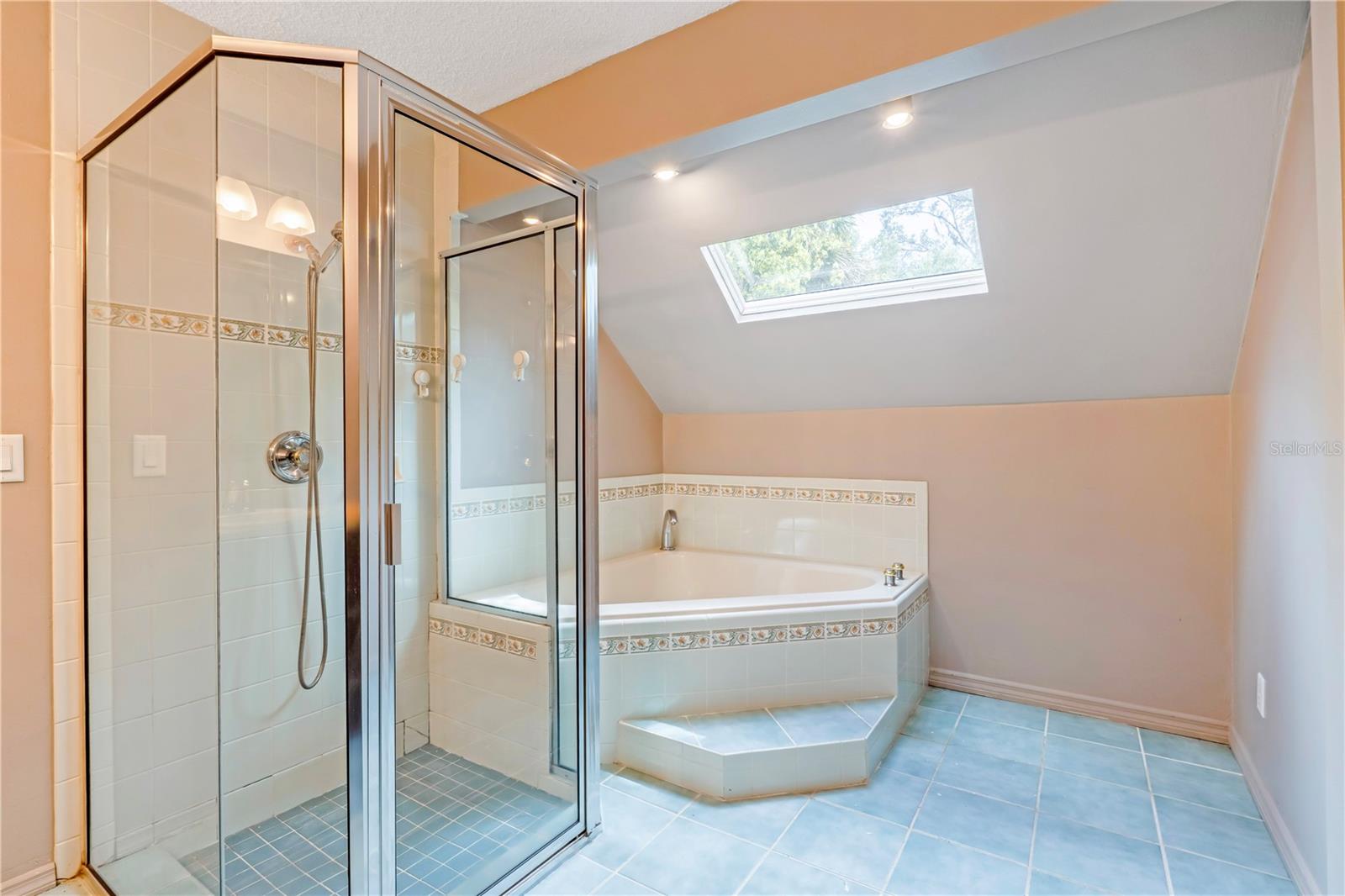 Image 26 of 46 For 226 Crooked Tree Trail