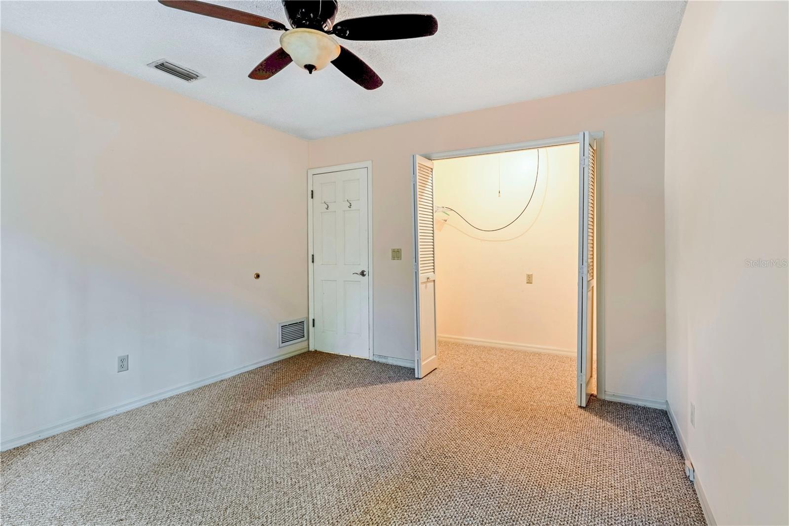 Image 27 of 46 For 226 Crooked Tree Trail