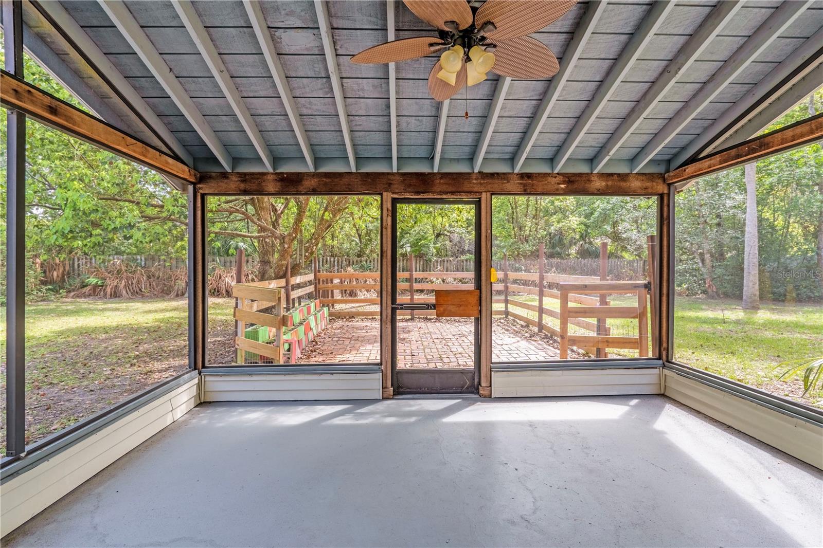 Image 34 of 46 For 226 Crooked Tree Trail