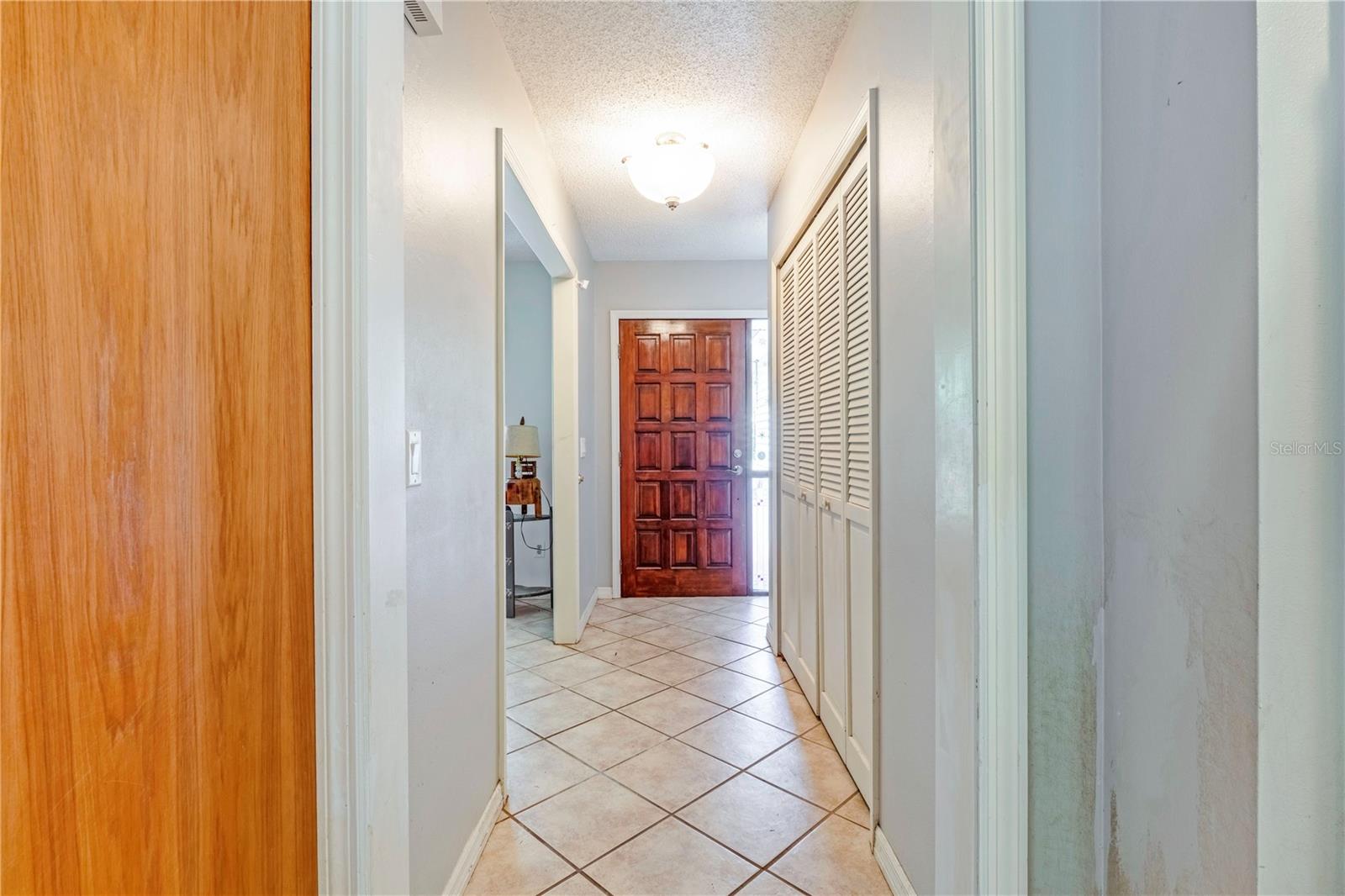 Image 7 of 46 For 226 Crooked Tree Trail