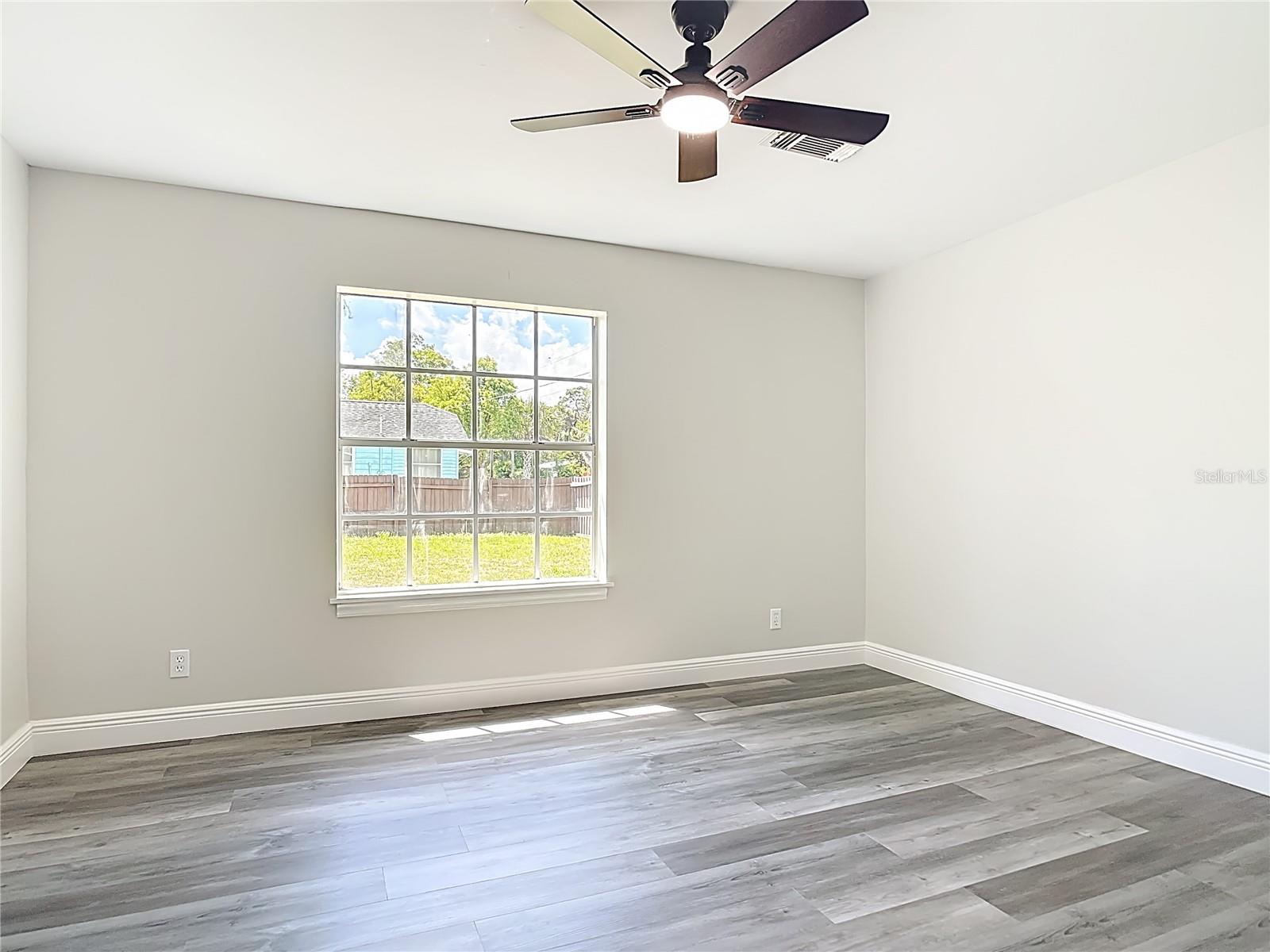 Image 26 of 66 For 265 Newcomb Street