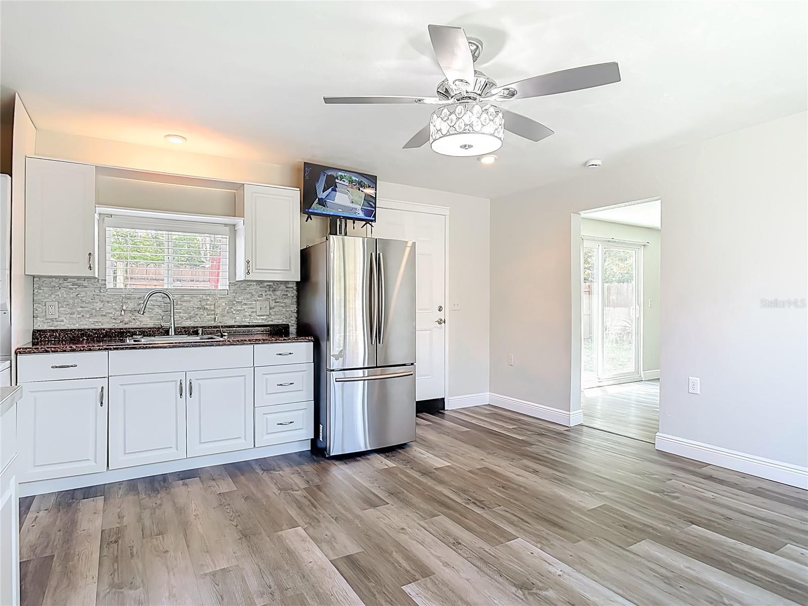 Image 30 of 66 For 265 Newcomb Street