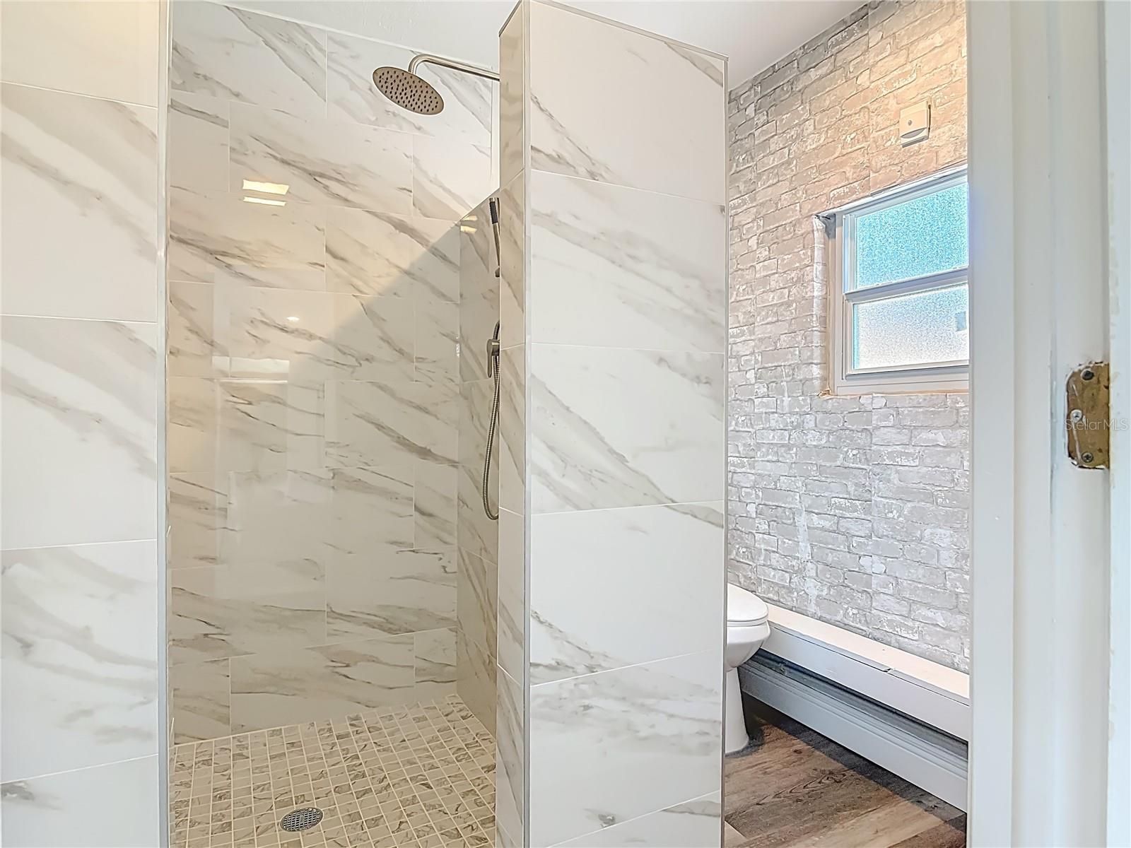 Image 32 of 66 For 265 Newcomb Street