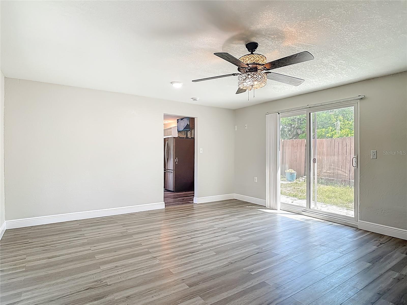 Image 36 of 66 For 265 Newcomb Street