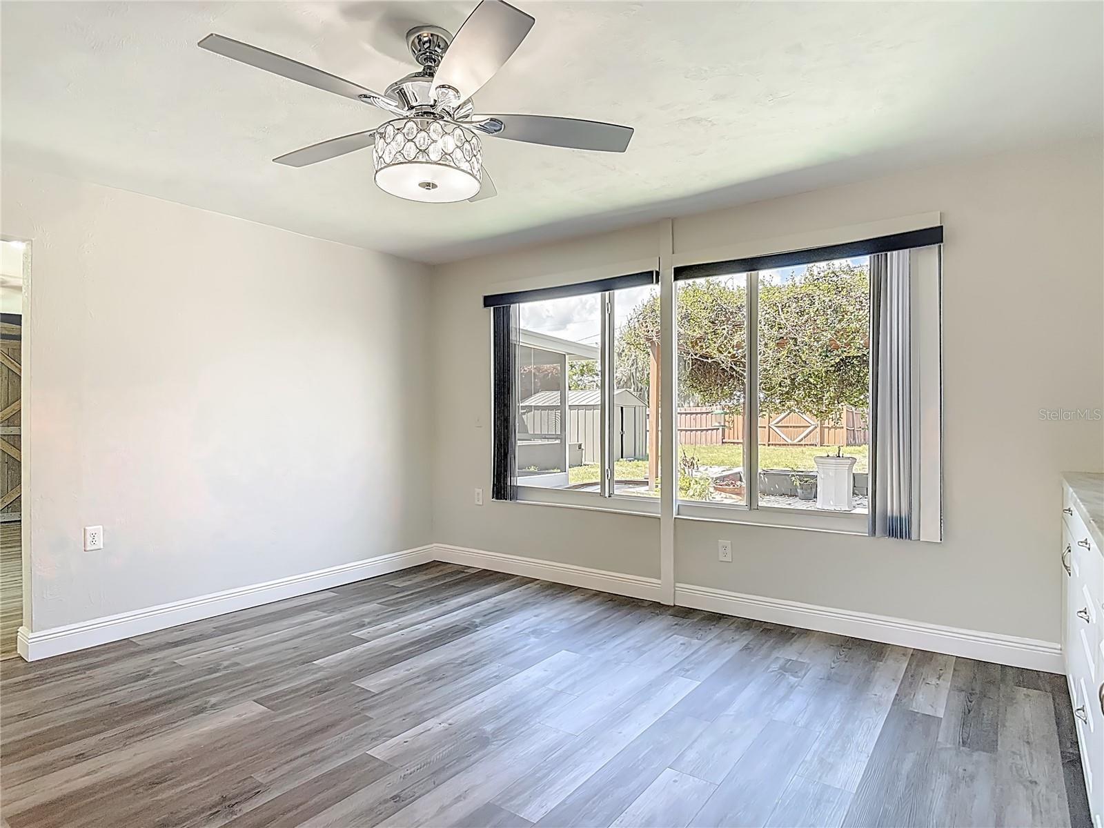 Image 38 of 66 For 265 Newcomb Street