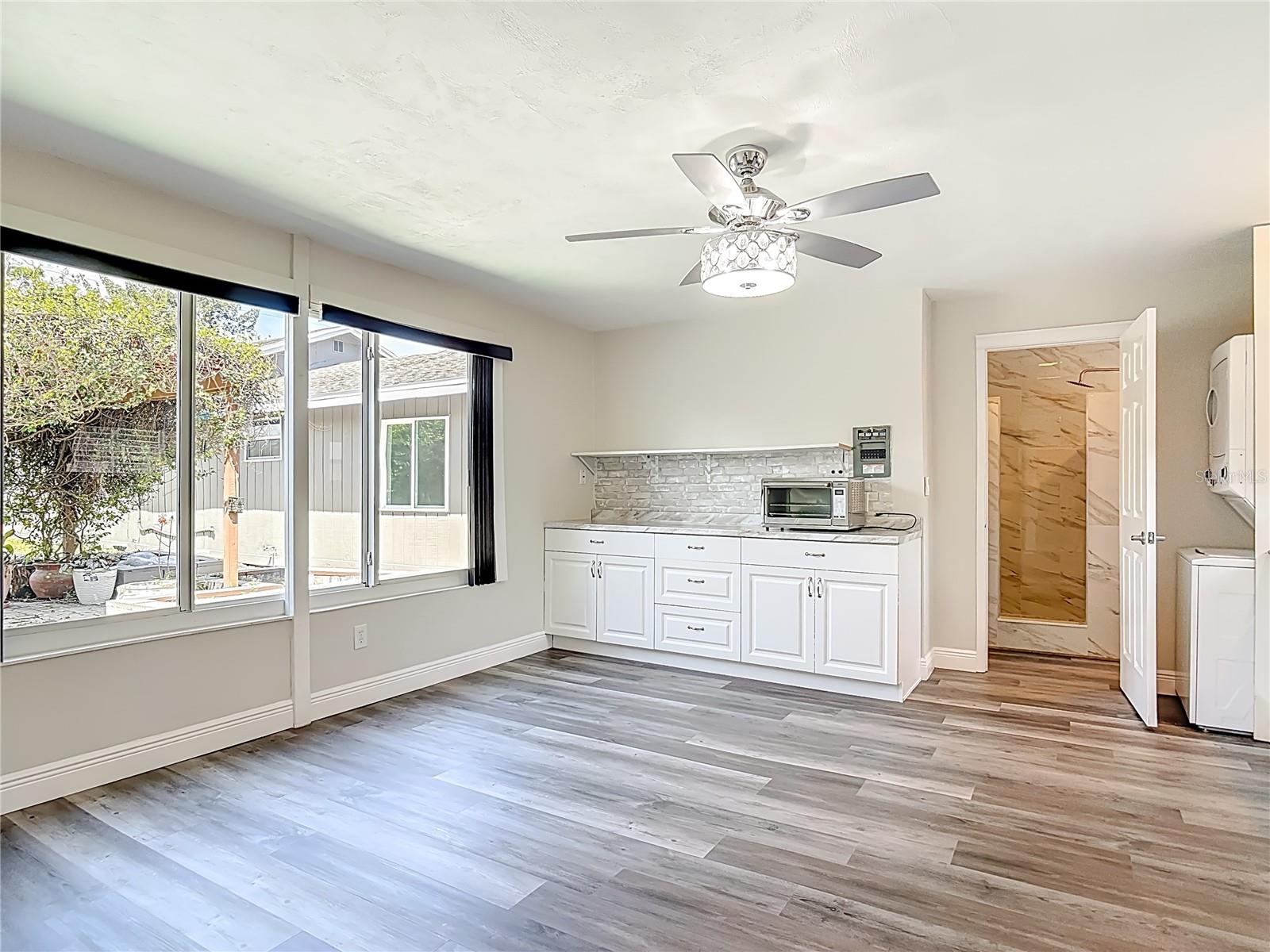 Image 40 of 66 For 265 Newcomb Street