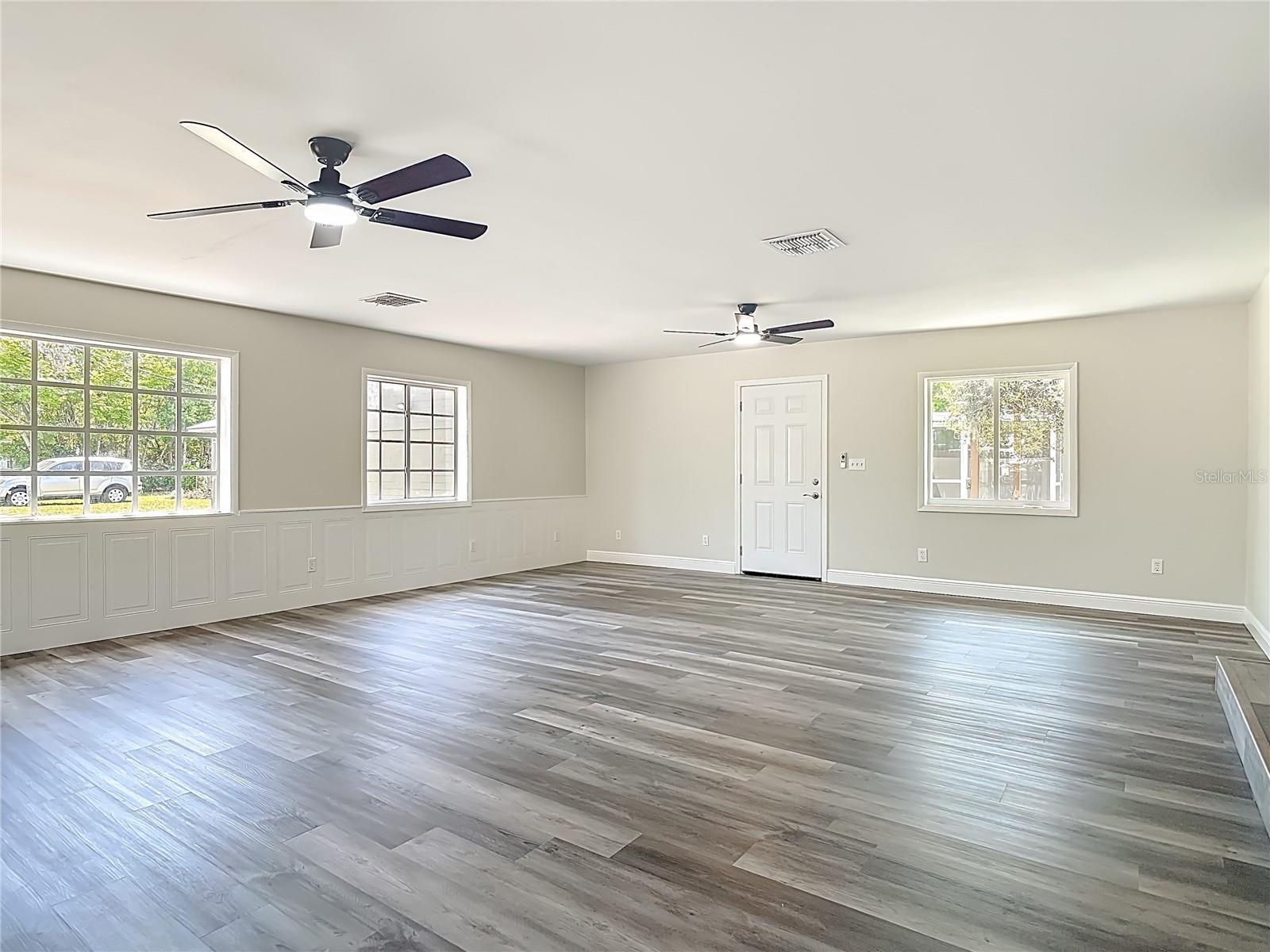 Image 5 of 66 For 265 Newcomb Street