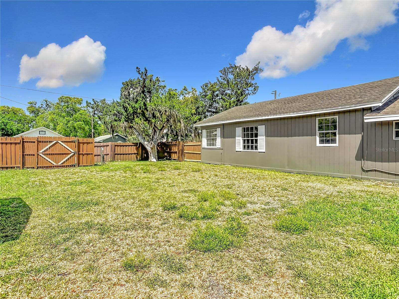 Image 58 of 66 For 265 Newcomb Street