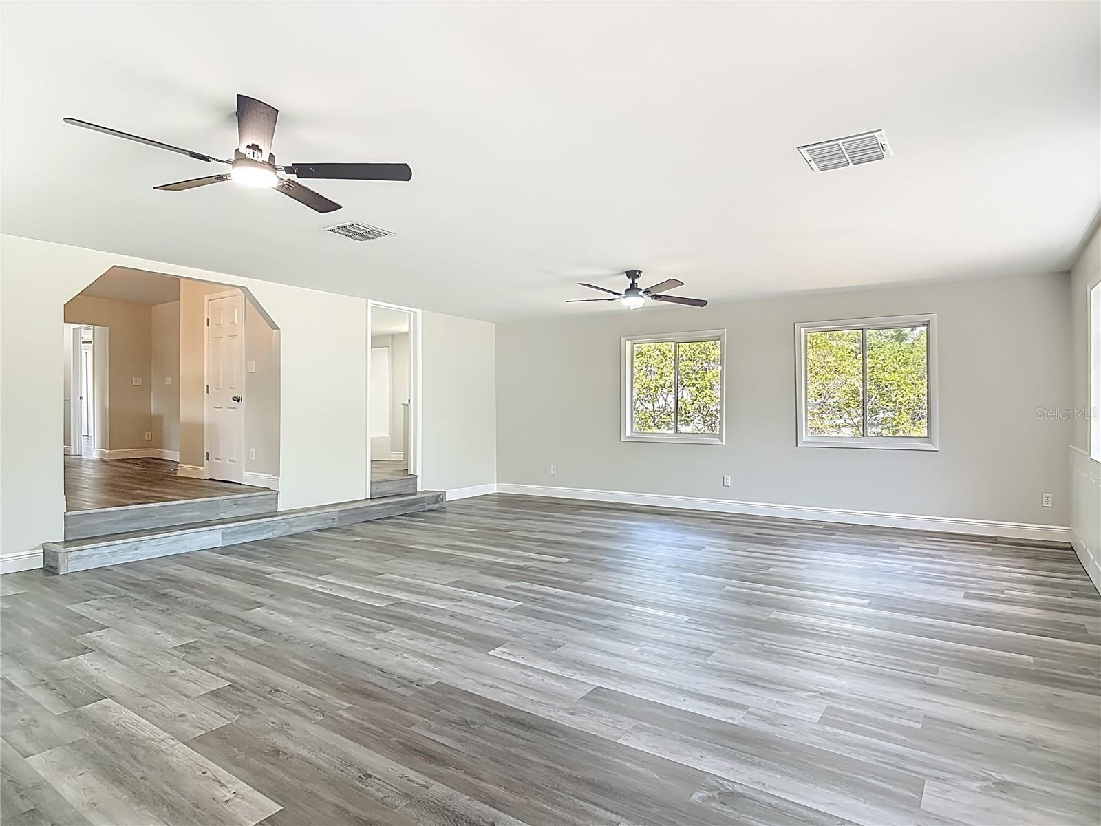 Image 6 of 66 For 265 Newcomb Street