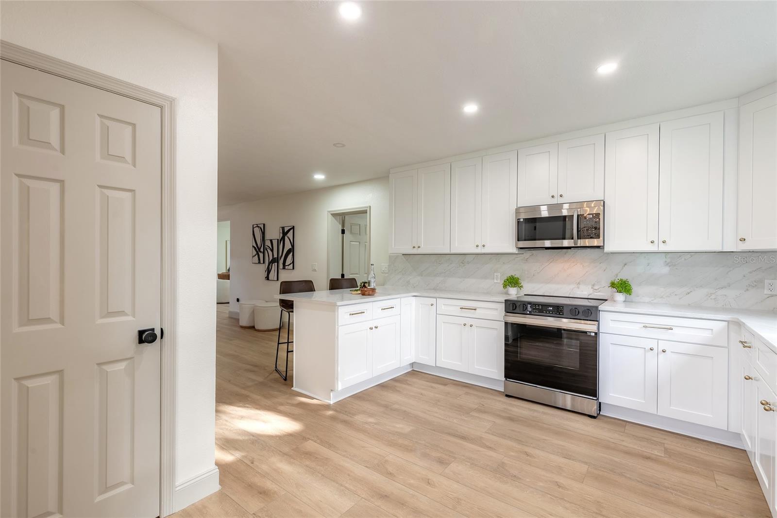 Image 10 of 53 For 82 Ray Mar Drive