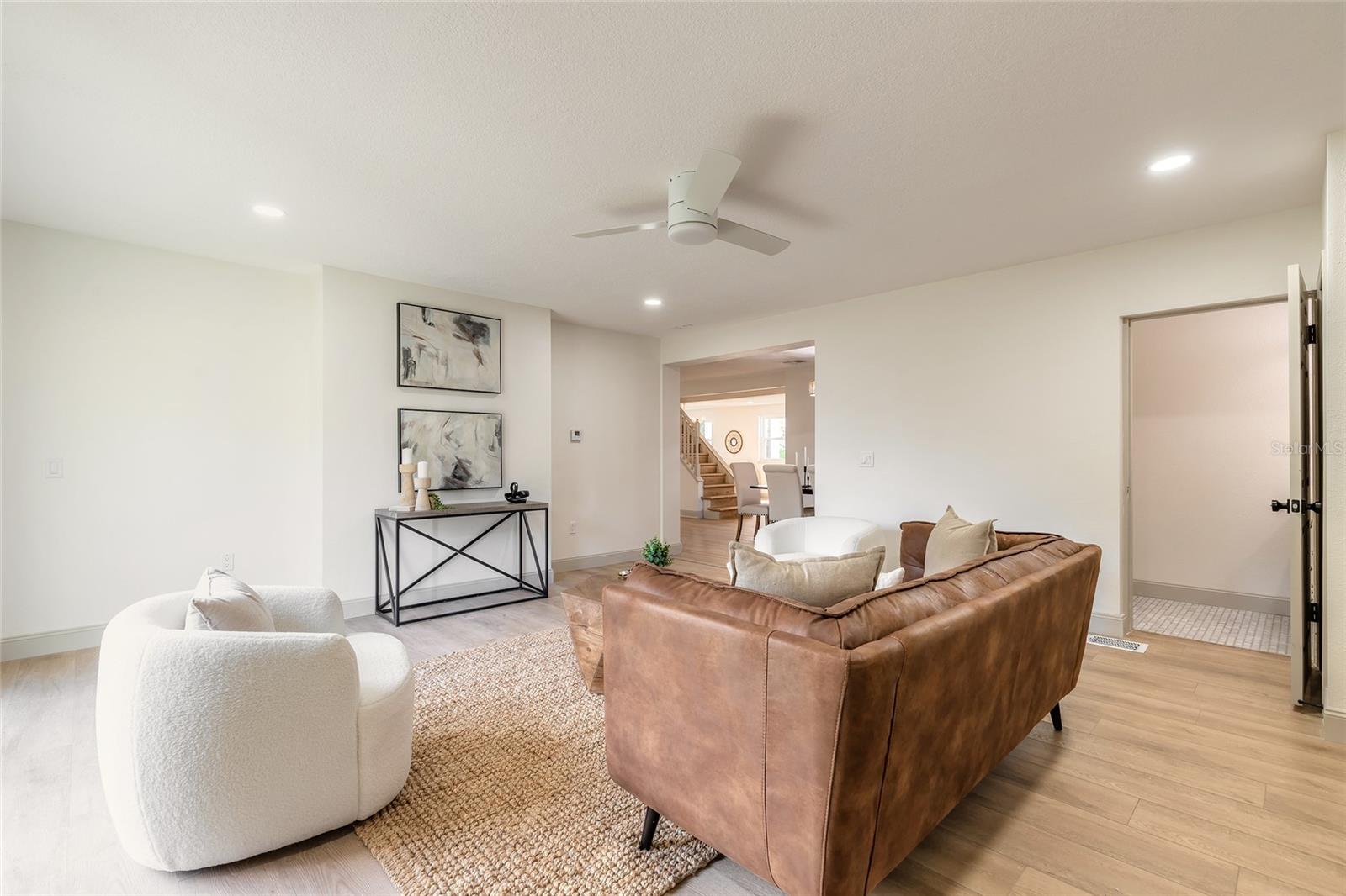 Image 22 of 53 For 82 Ray Mar Drive